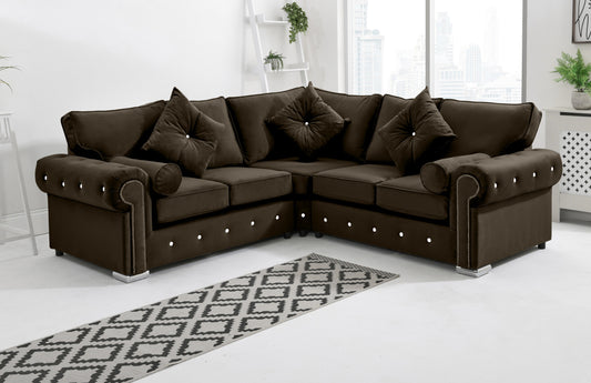 Vienna Corner Fullback + Extra Cushions + Diamonds