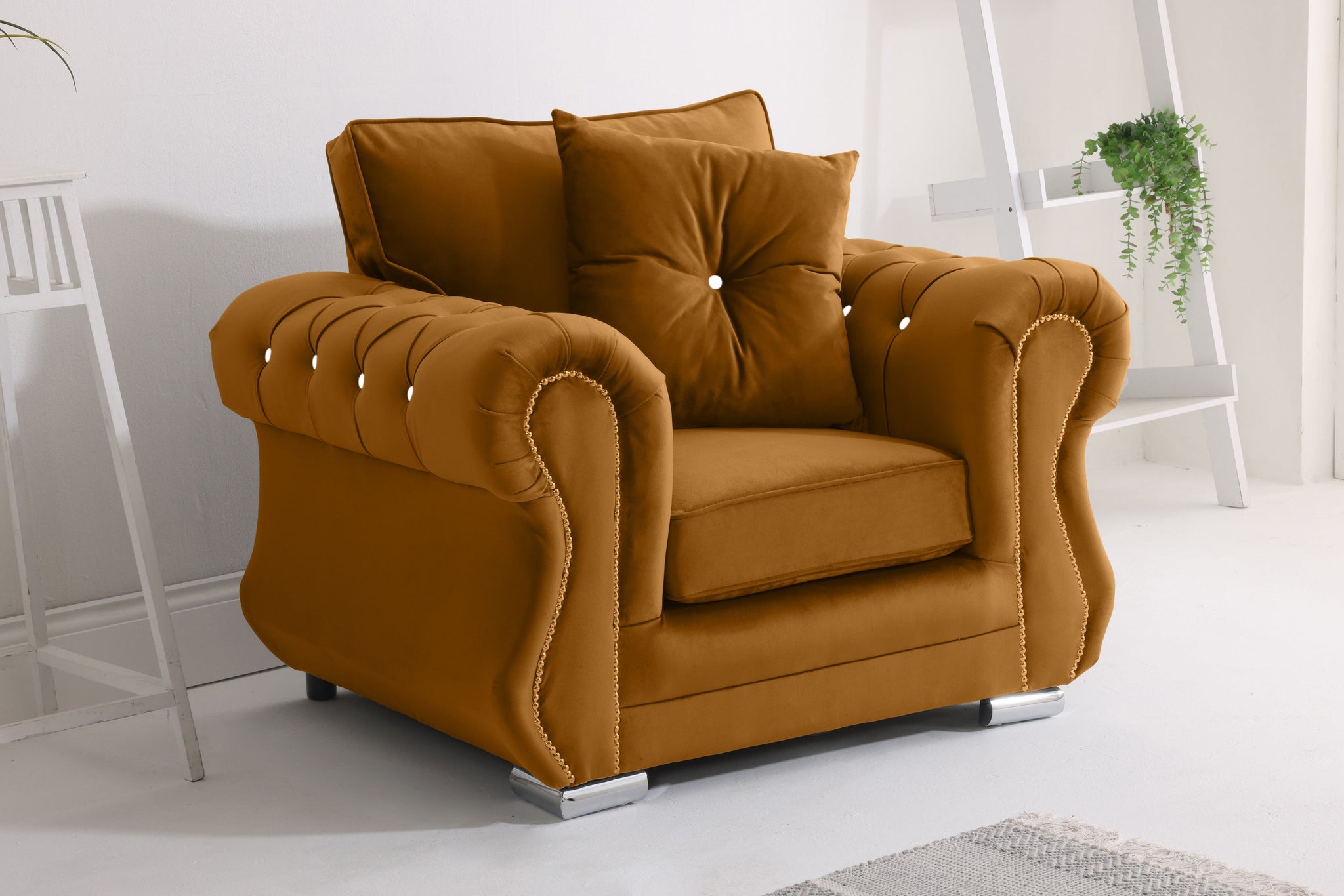 Elowen Corner Fullback + Diamonds + Extra Cushions