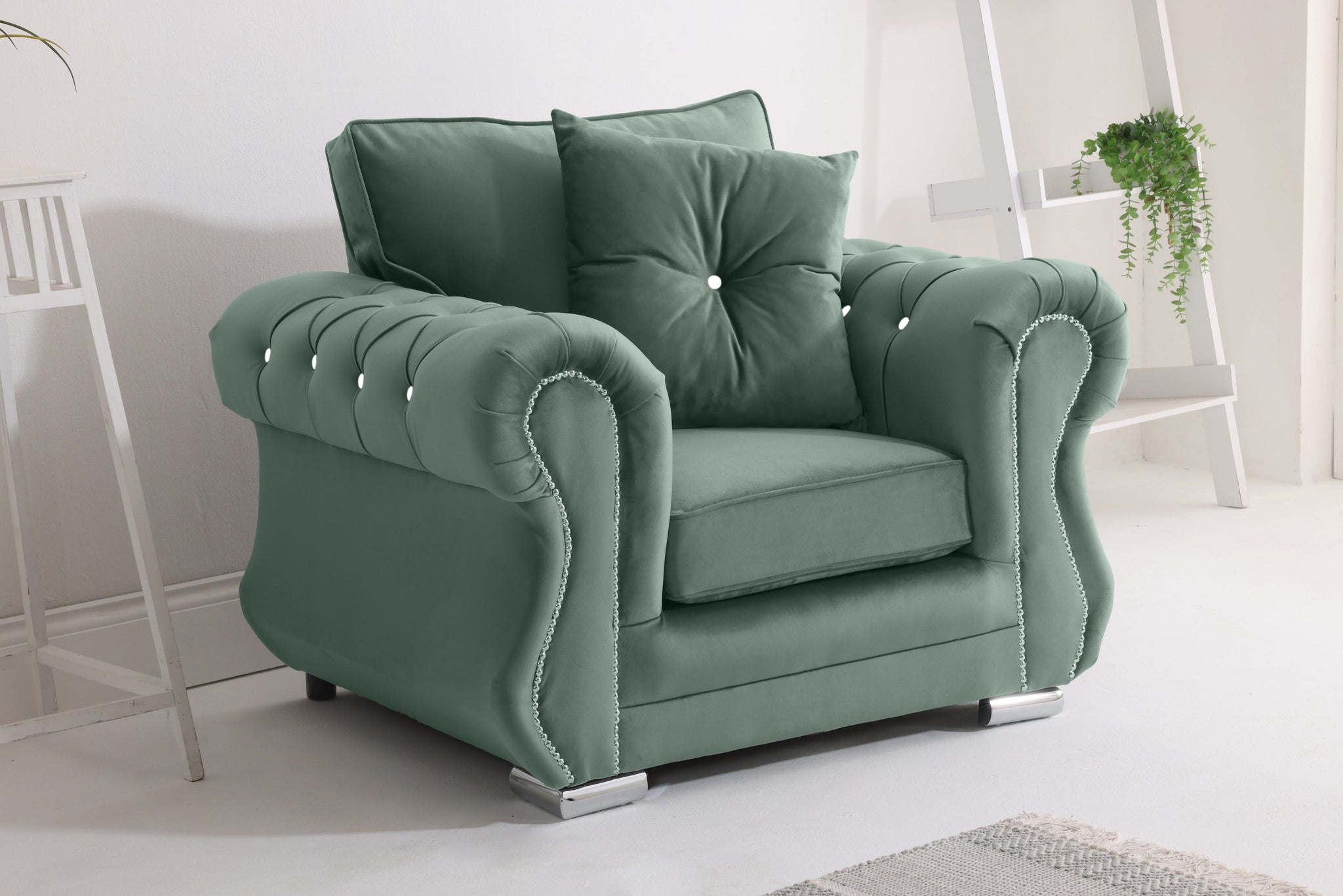 Elowen Corner Fullback + Diamonds + Extra Cushions