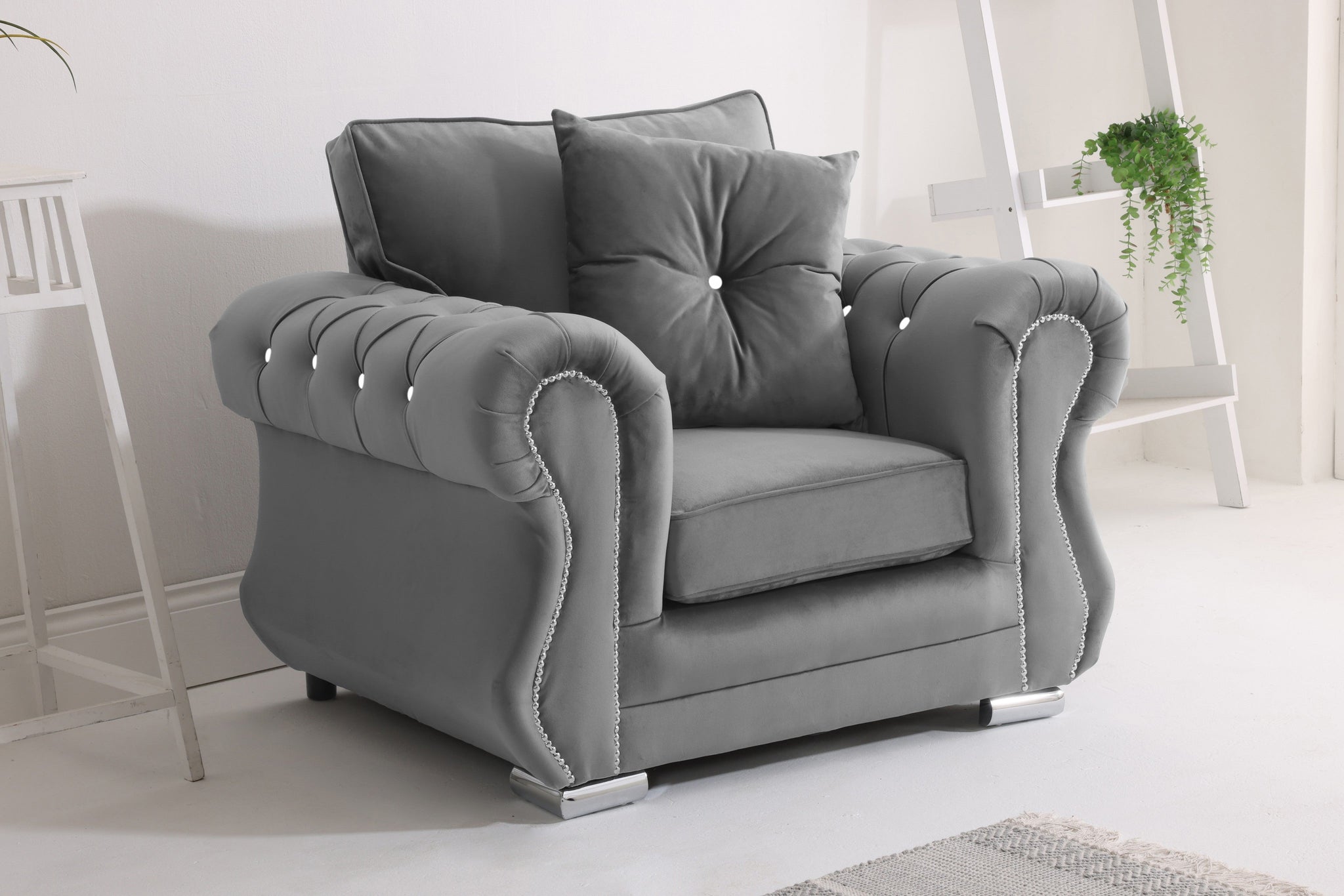 Elowen Corner Fullback + Diamonds + Extra Cushions