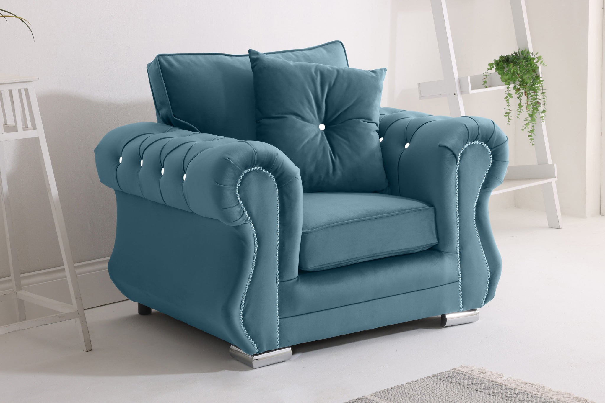Elowen Corner Fullback + Diamonds + Extra Cushions