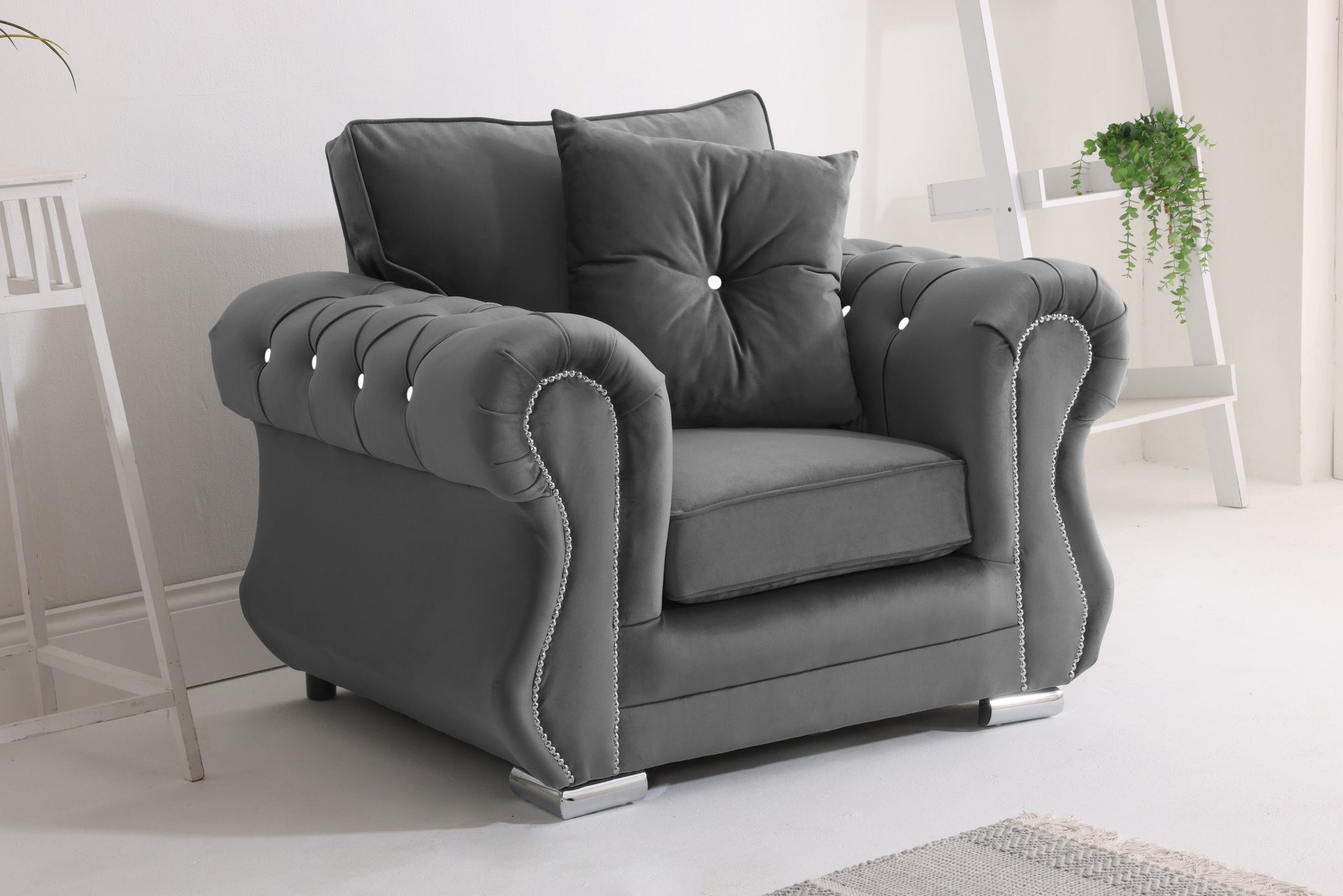 Elowen Corner Fullback + Diamonds + Extra Cushions