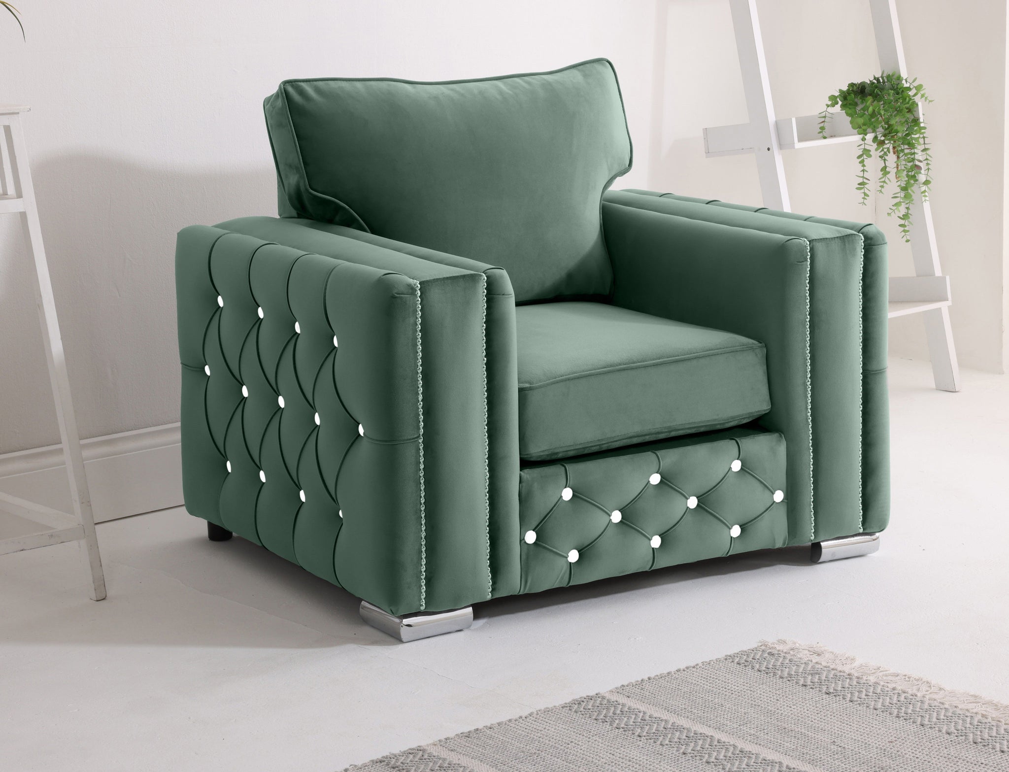 Arlo Corner Scatterback + Diamonds