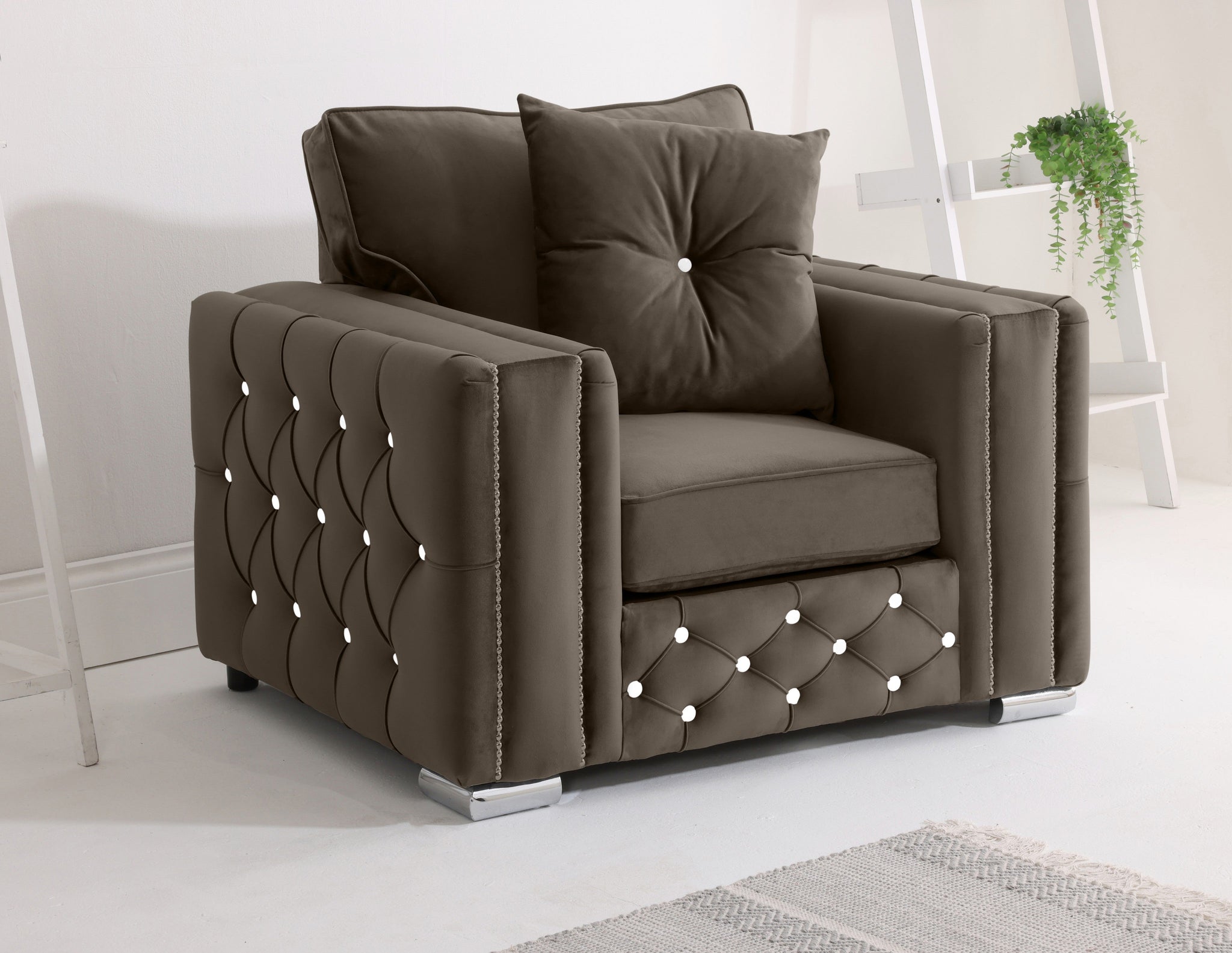 Arlo 3+2 Fullback + Extra Cushions + Diamonds