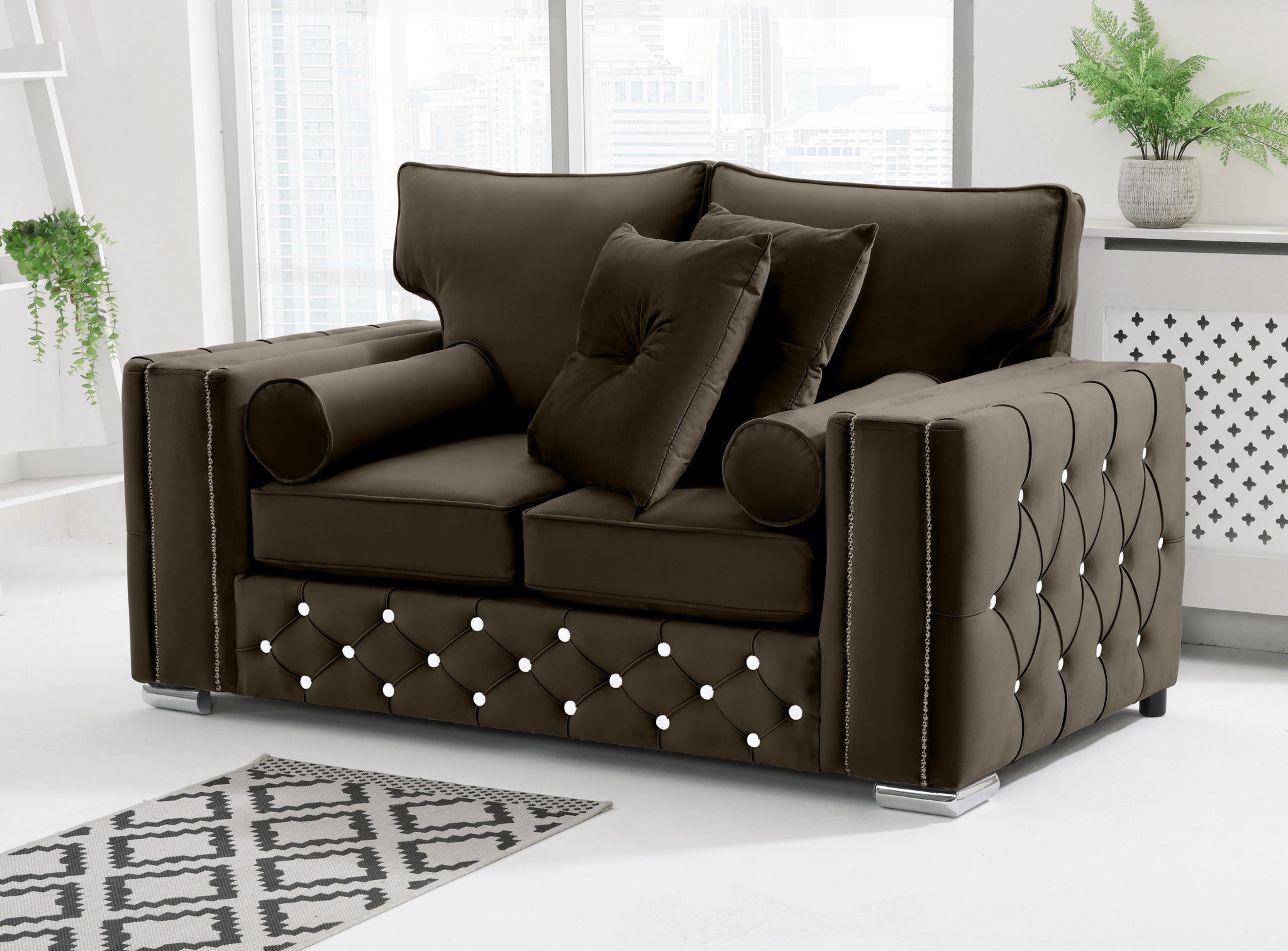 Arlo 3+2 Fullback + Extra Cushions + Diamonds