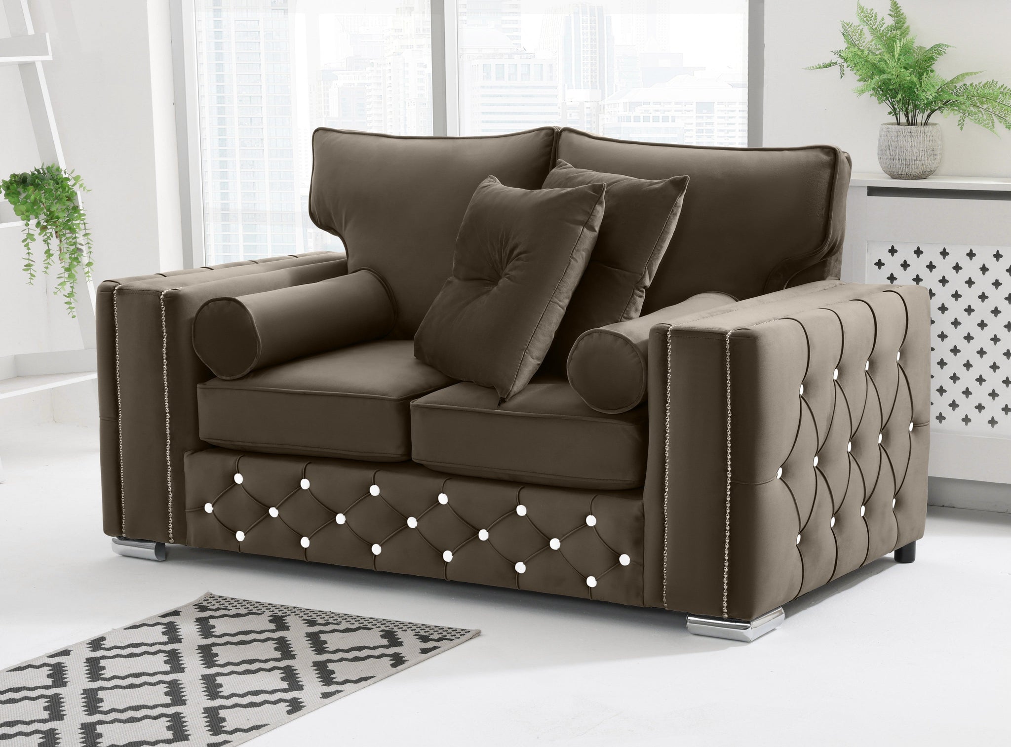 Arlo 3+2 Fullback + Extra Cushions + Diamonds