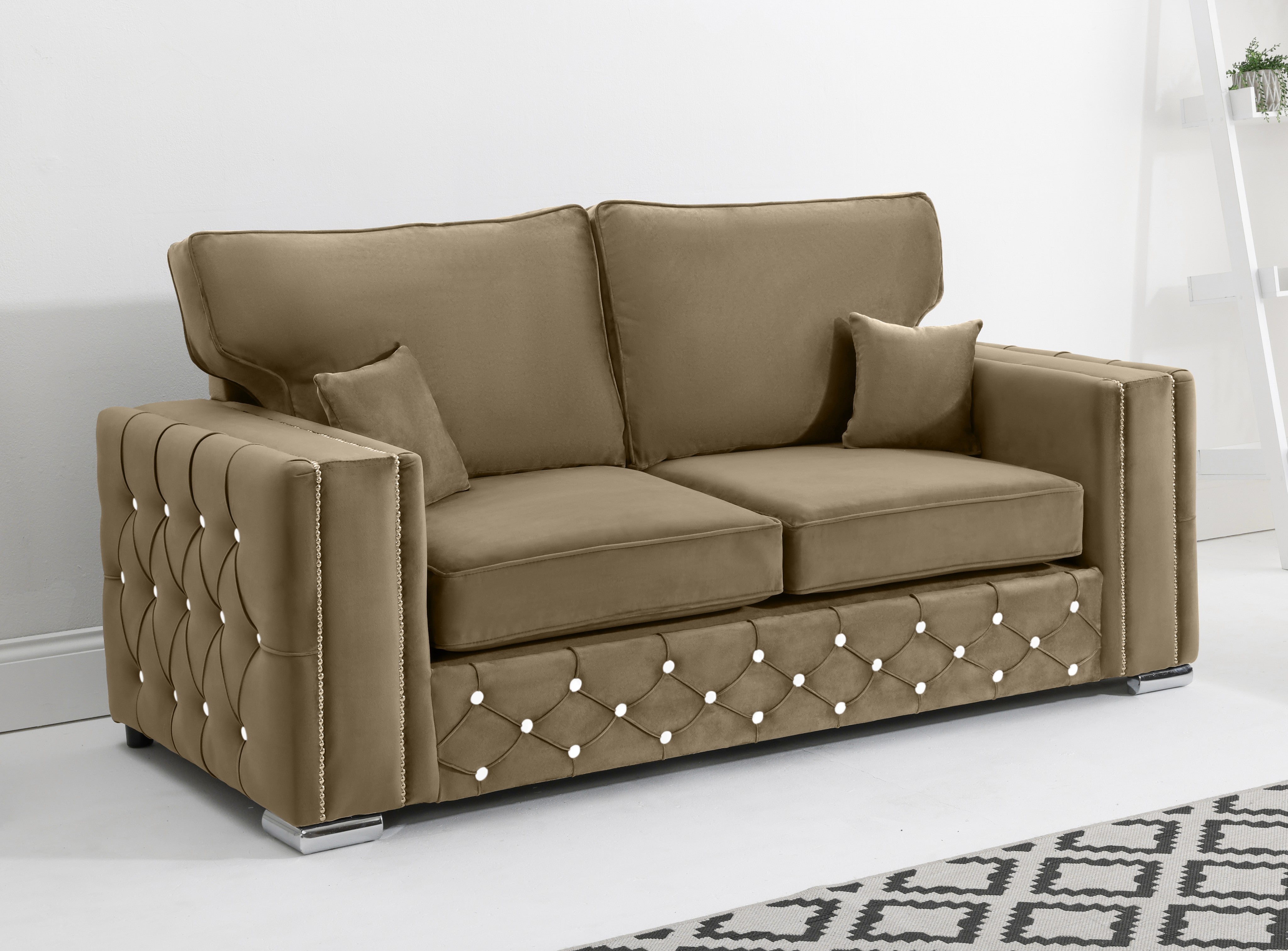 Arlo 3+2 Fullback + Extra Cushions + Diamonds