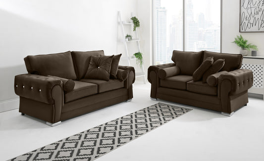 Victoria Plush 3+2 Fullback + Extra Cushions + Diamonds