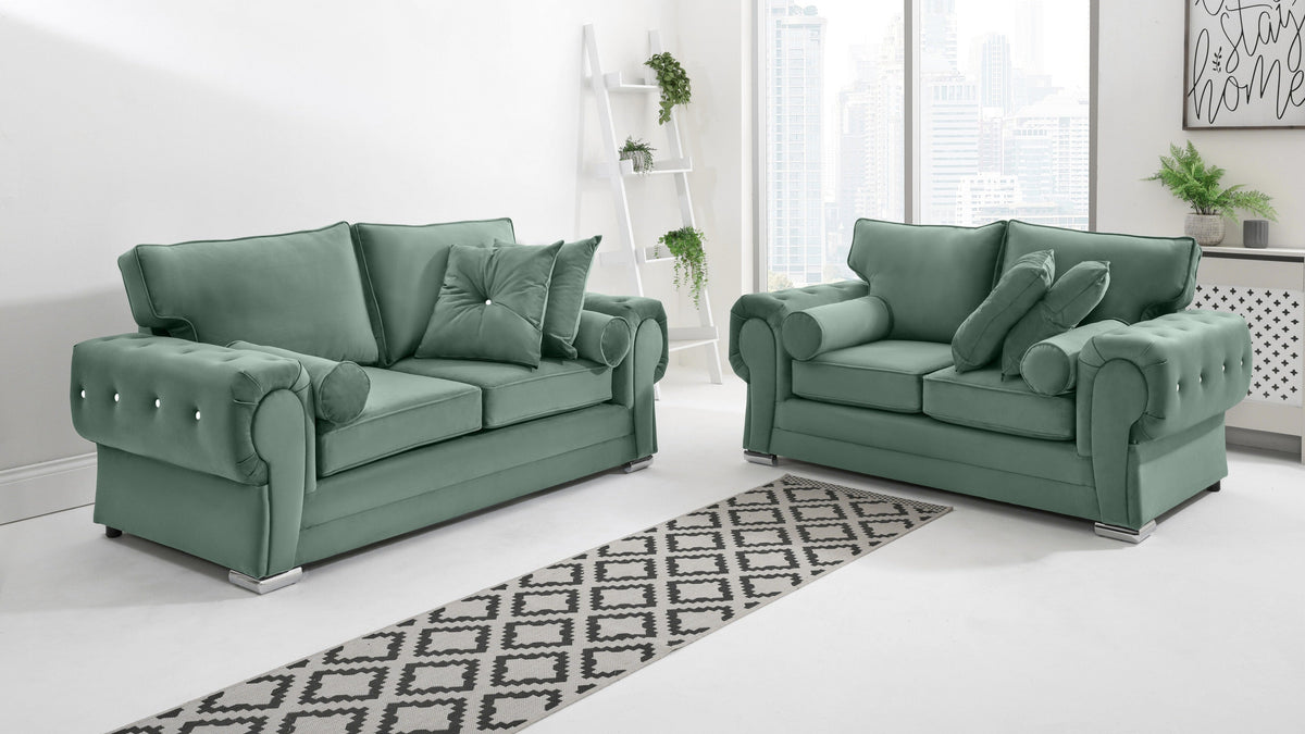 Victoria Plush 3+2 Fullback + Extra Cushions + Diamonds