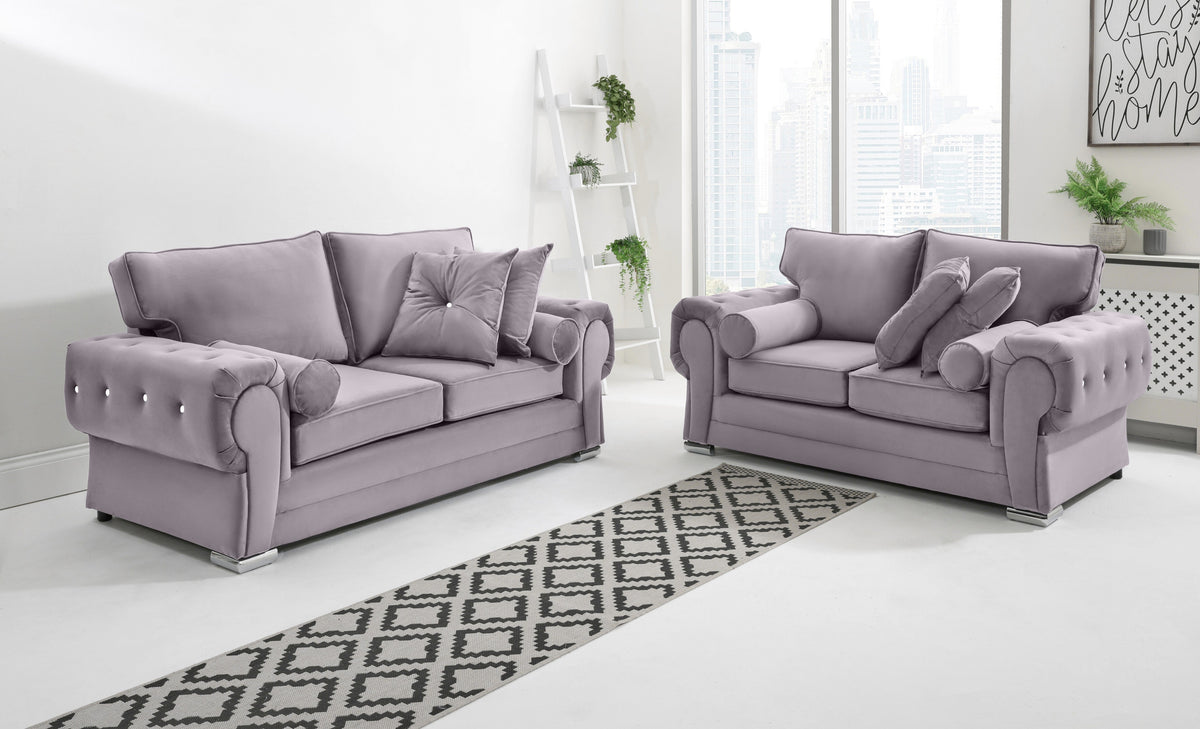 Victoria Plush 3+2 Fullback + Extra Cushions + Diamonds
