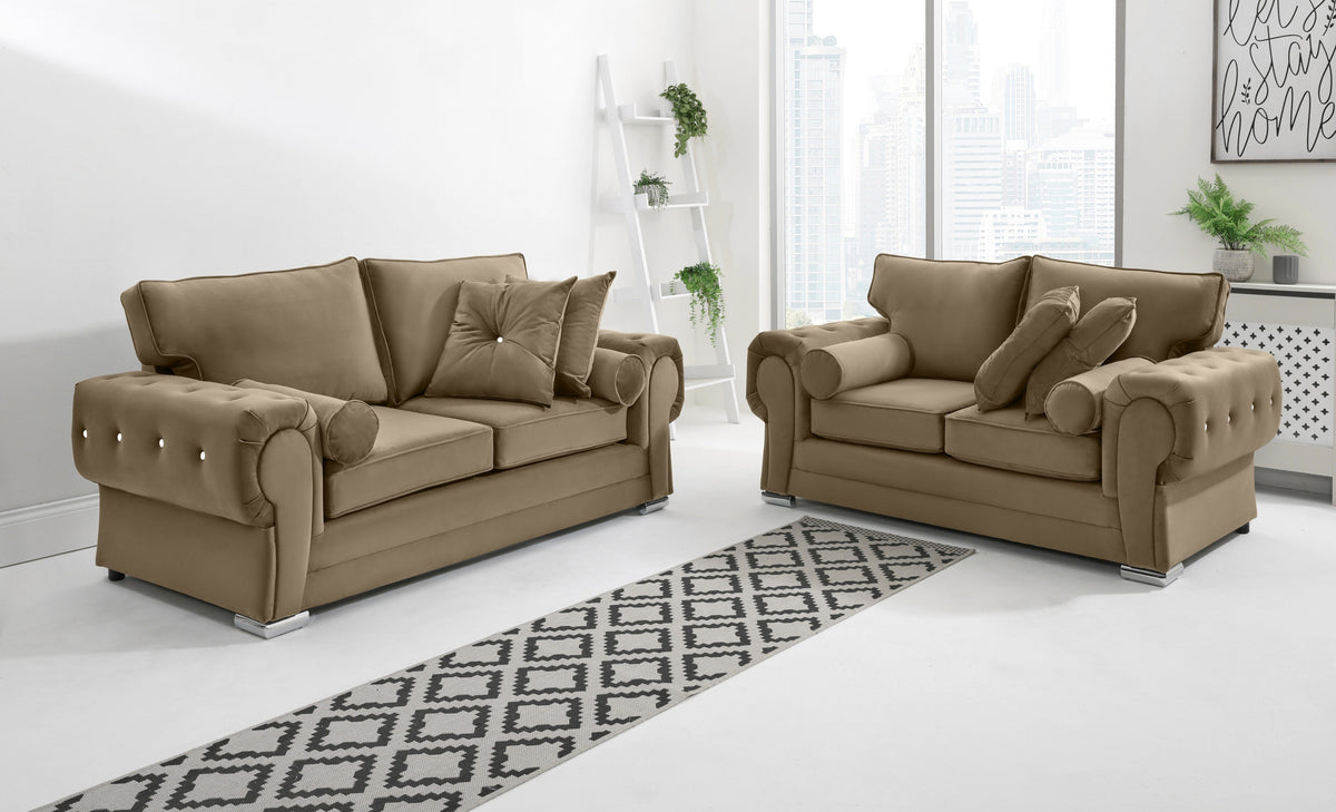 Victoria Plush 3+2 Fullback + Extra Cushions + Diamonds