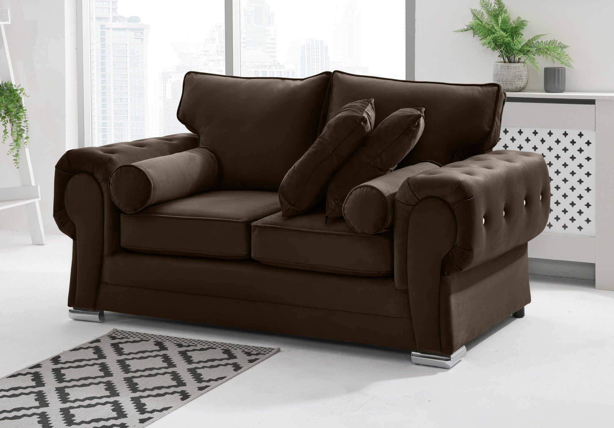 Victoria Plush 3+2 Fullback + Extra Cushions + Diamonds