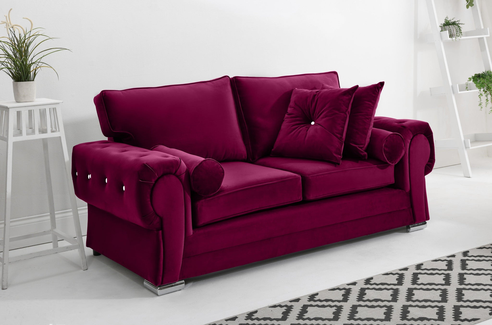 Victoria Plush 3+2 Fullback + Extra Cushions + Diamonds