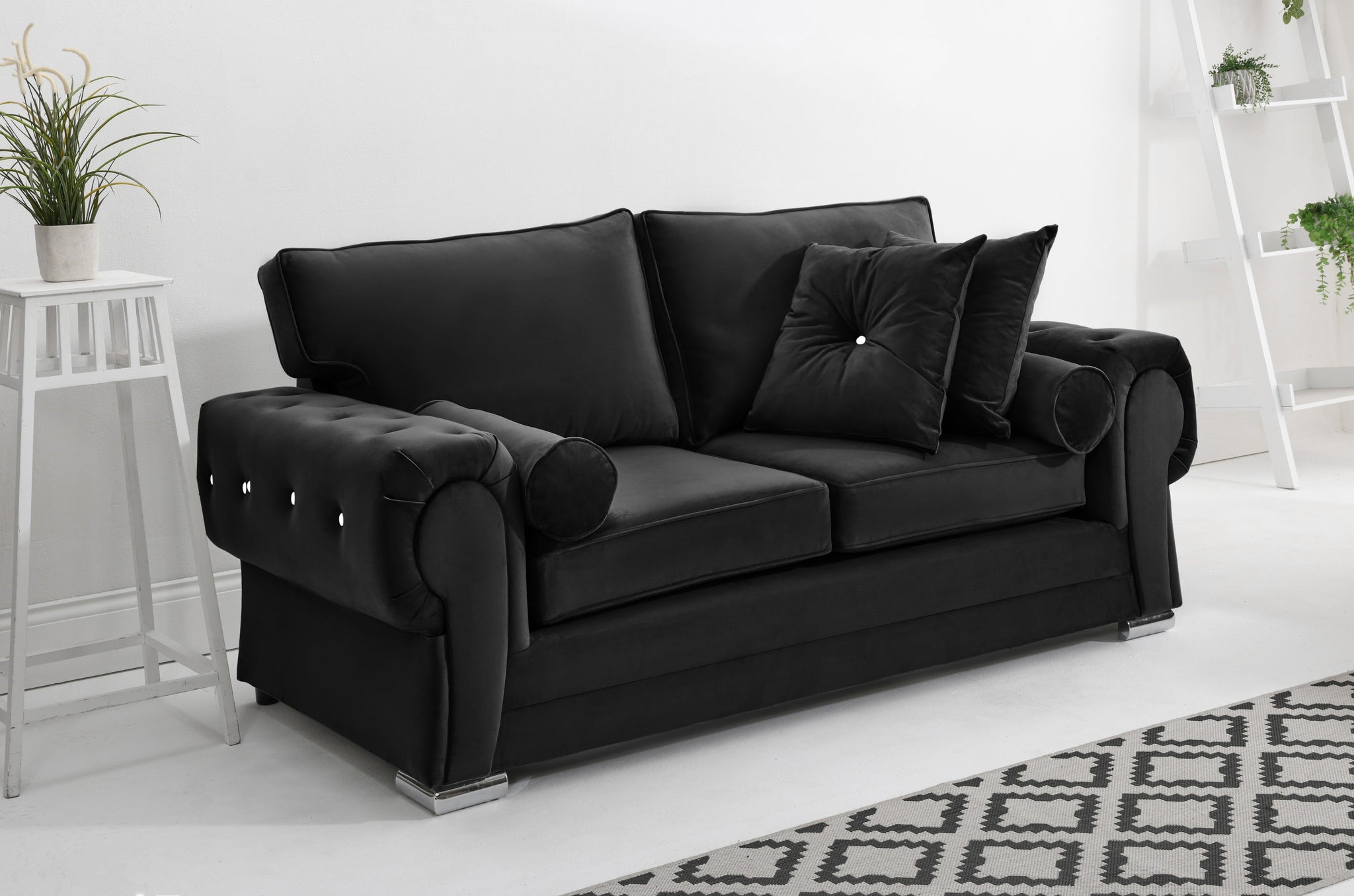 Victoria Plush 3+2 Fullback + Extra Cushions + Diamonds