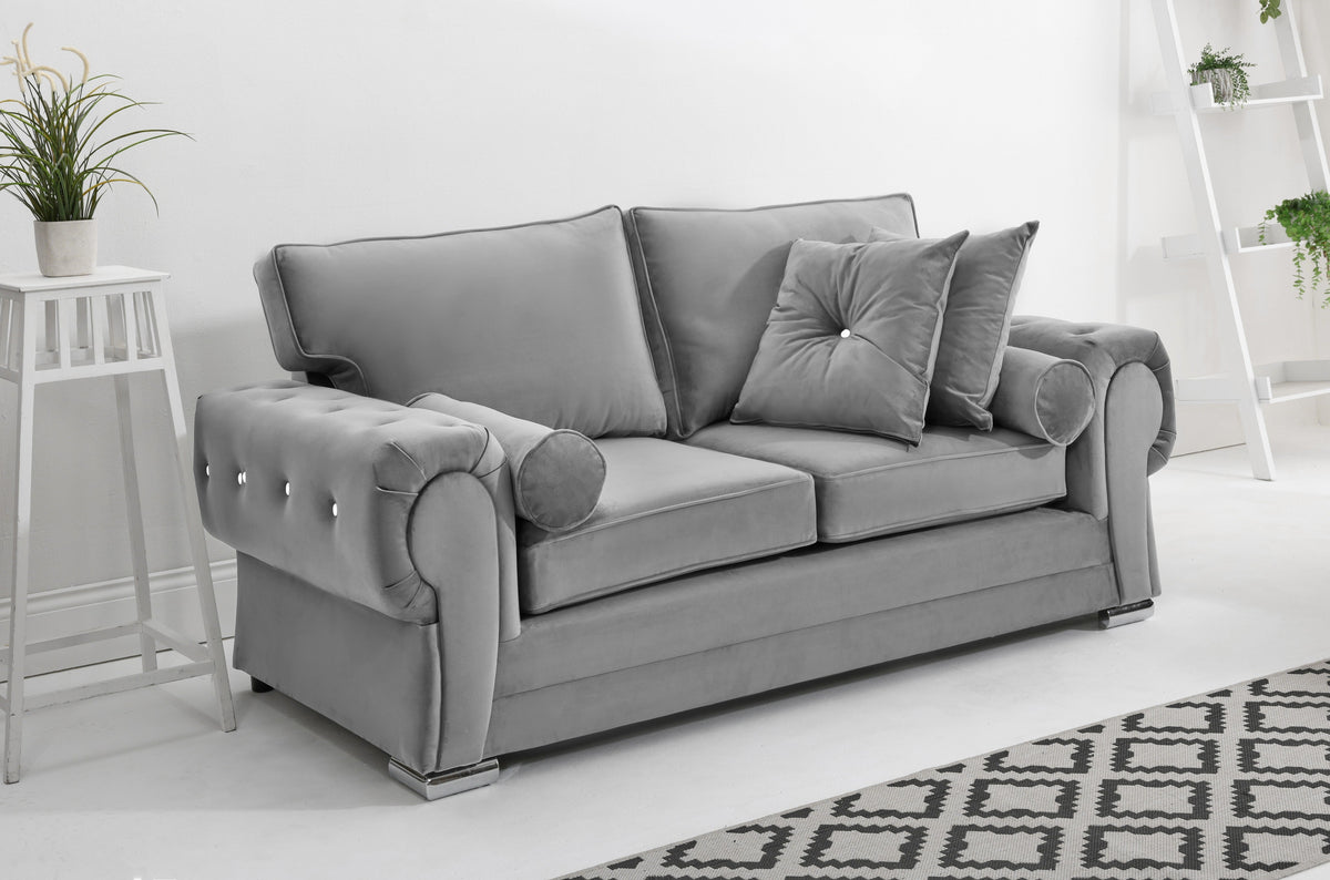 Victoria Plush 3+2 Fullback + Extra Cushions + Diamonds