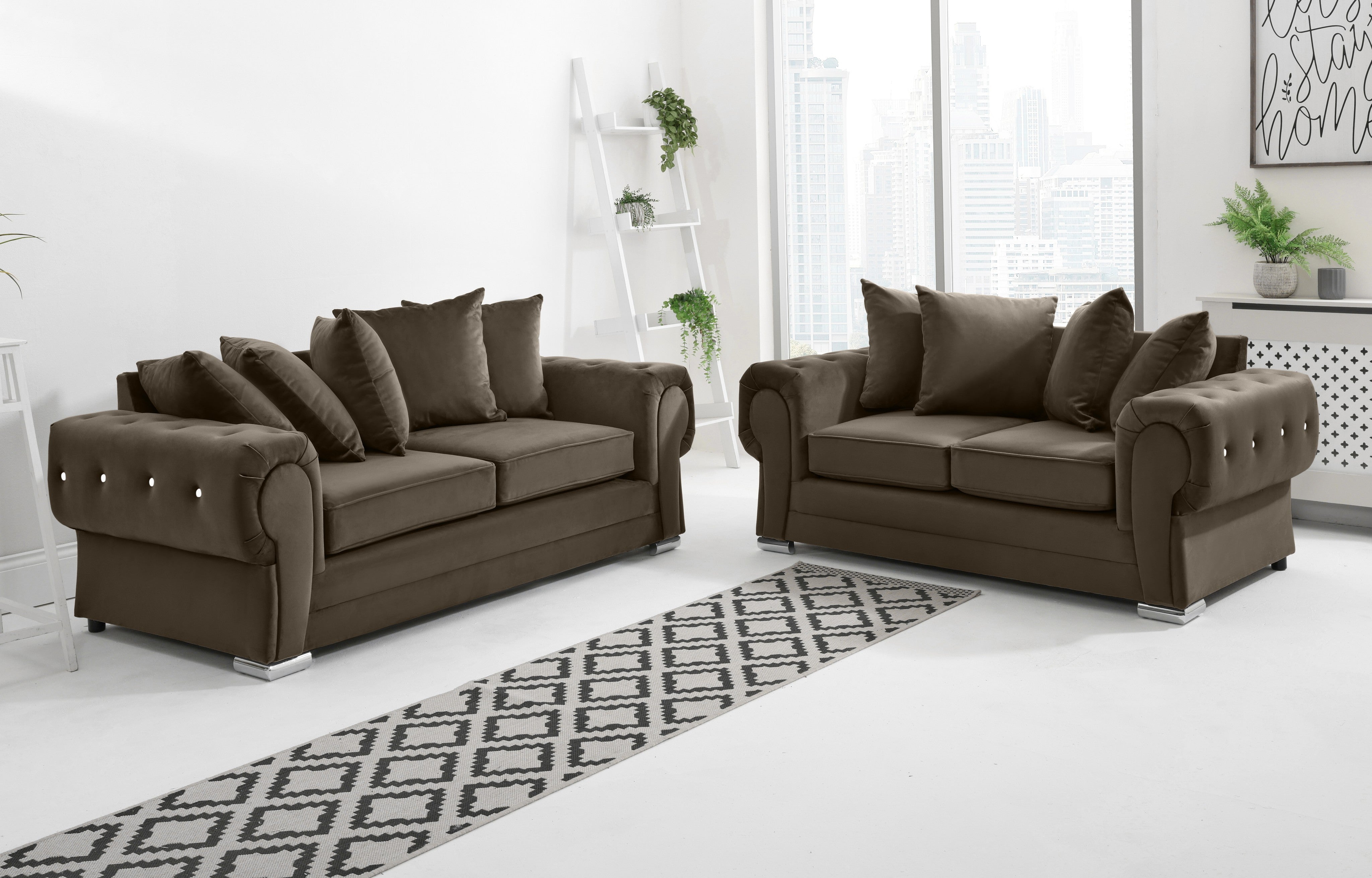 Victoria Plush 3+2 Scatterback + Diamonds