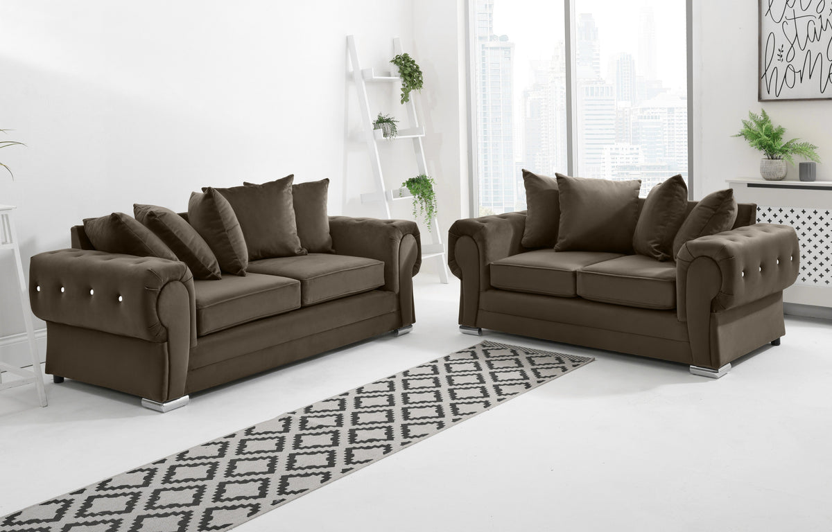Victoria Plush 3+2 Scatterback + Diamonds
