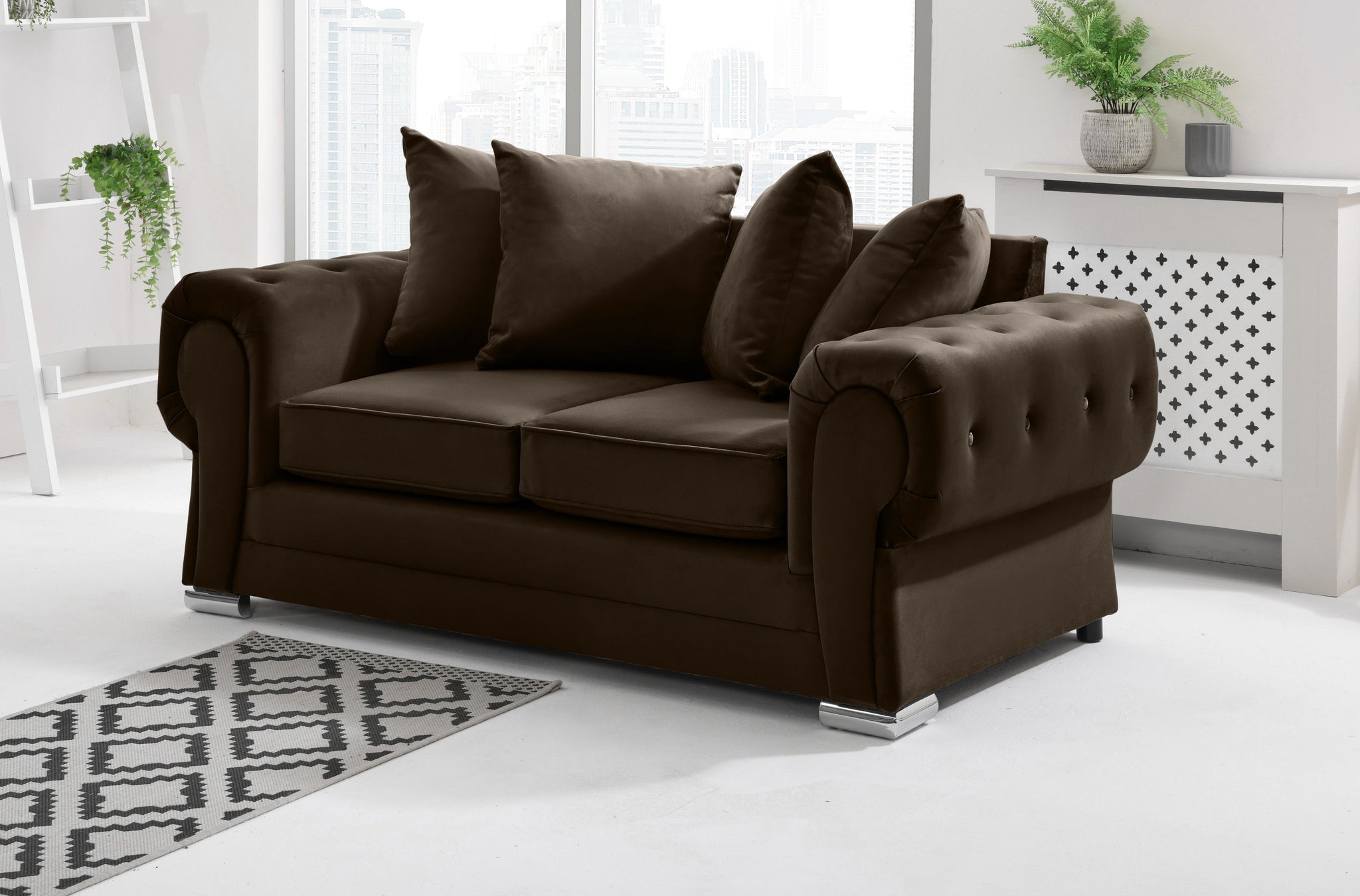 Victoria Plush 3+2 Scatterback + Diamonds