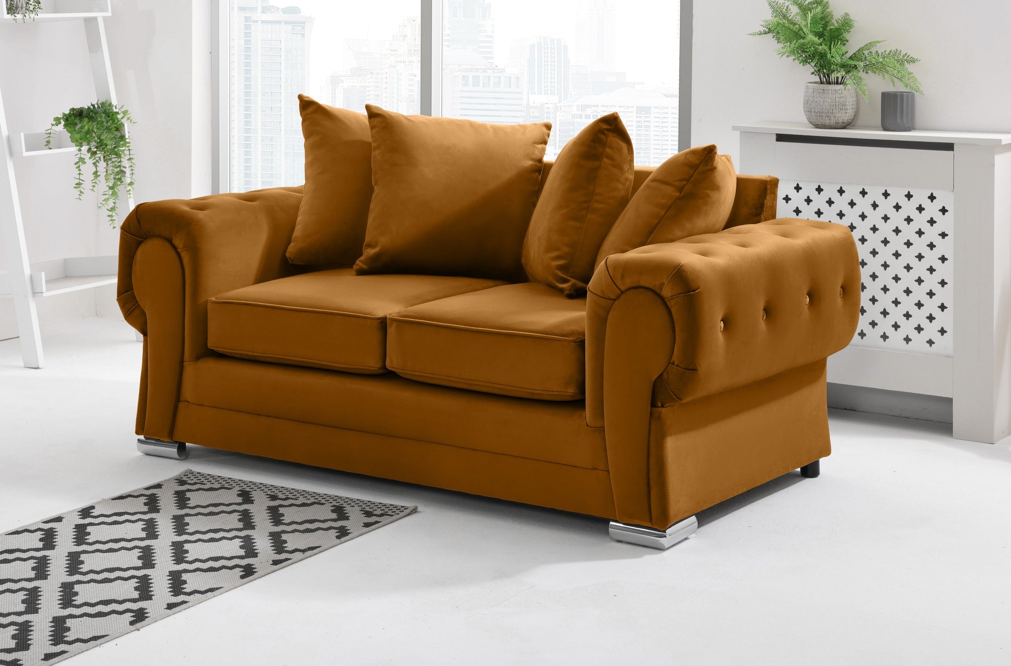 Victoria Plush 3+2 Scatterback + Diamonds