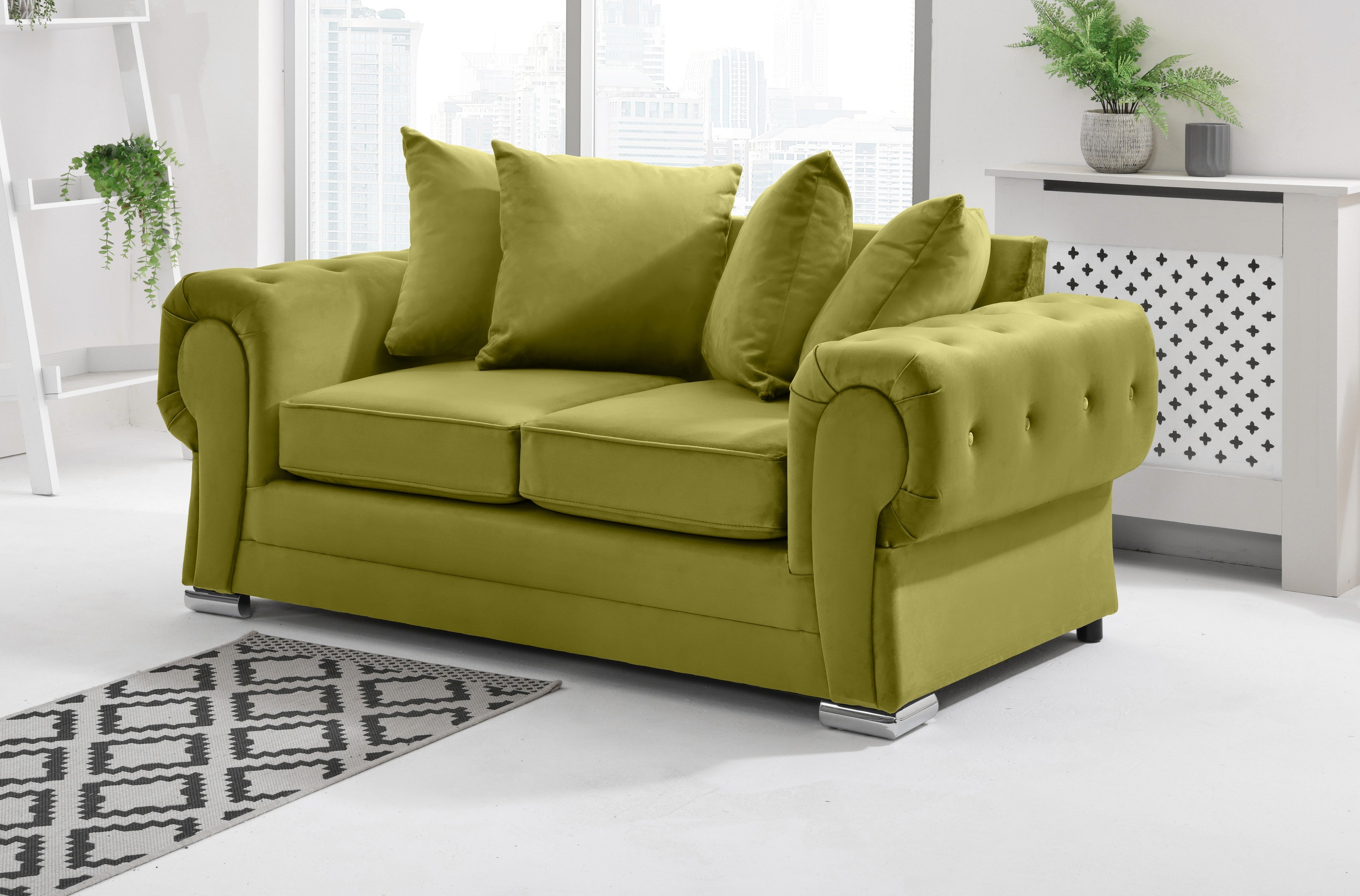 Victoria Plush 3+2 Scatterback + Diamonds