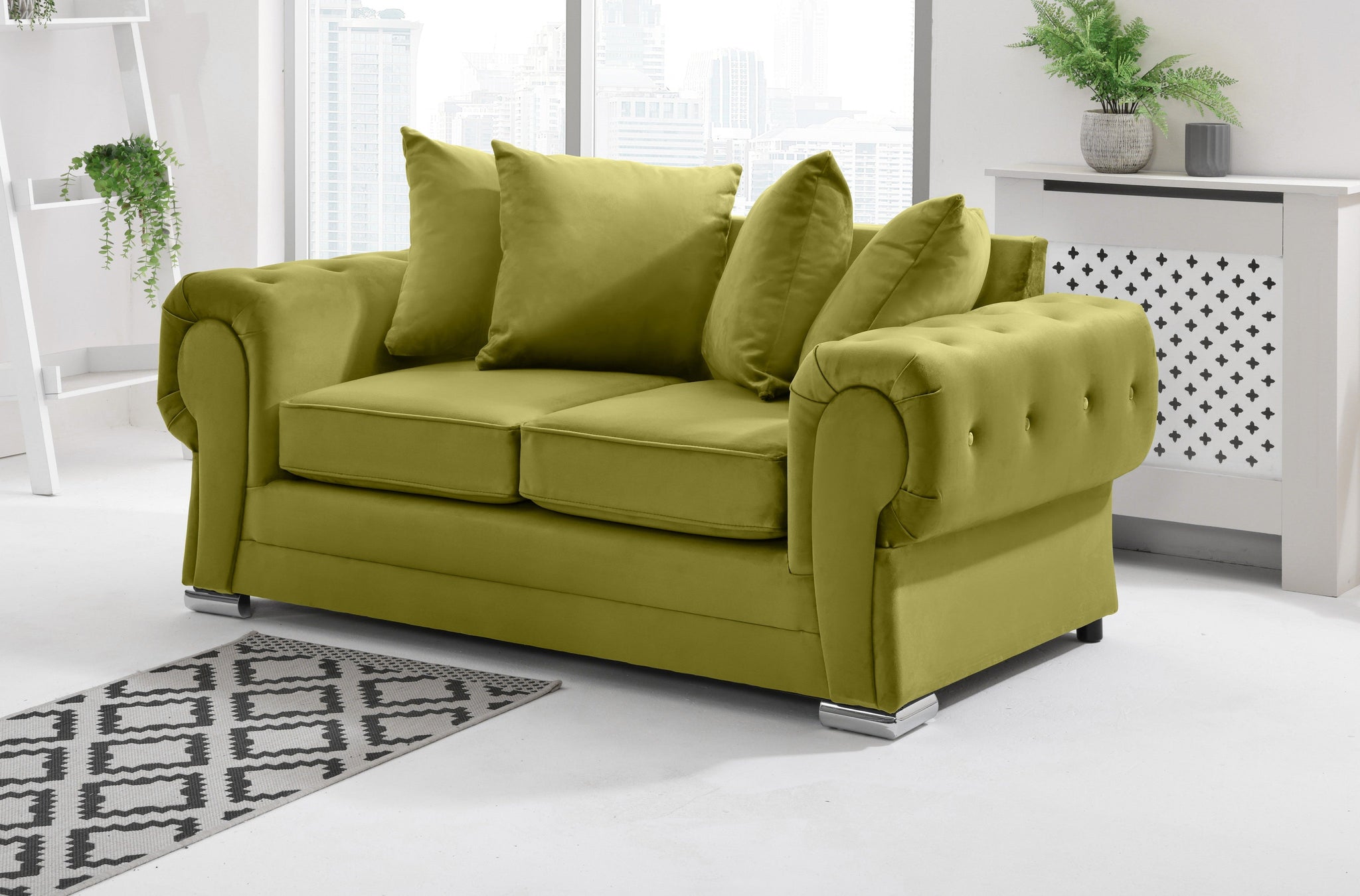 Victoria Plush 3+2 Scatterback + Diamonds