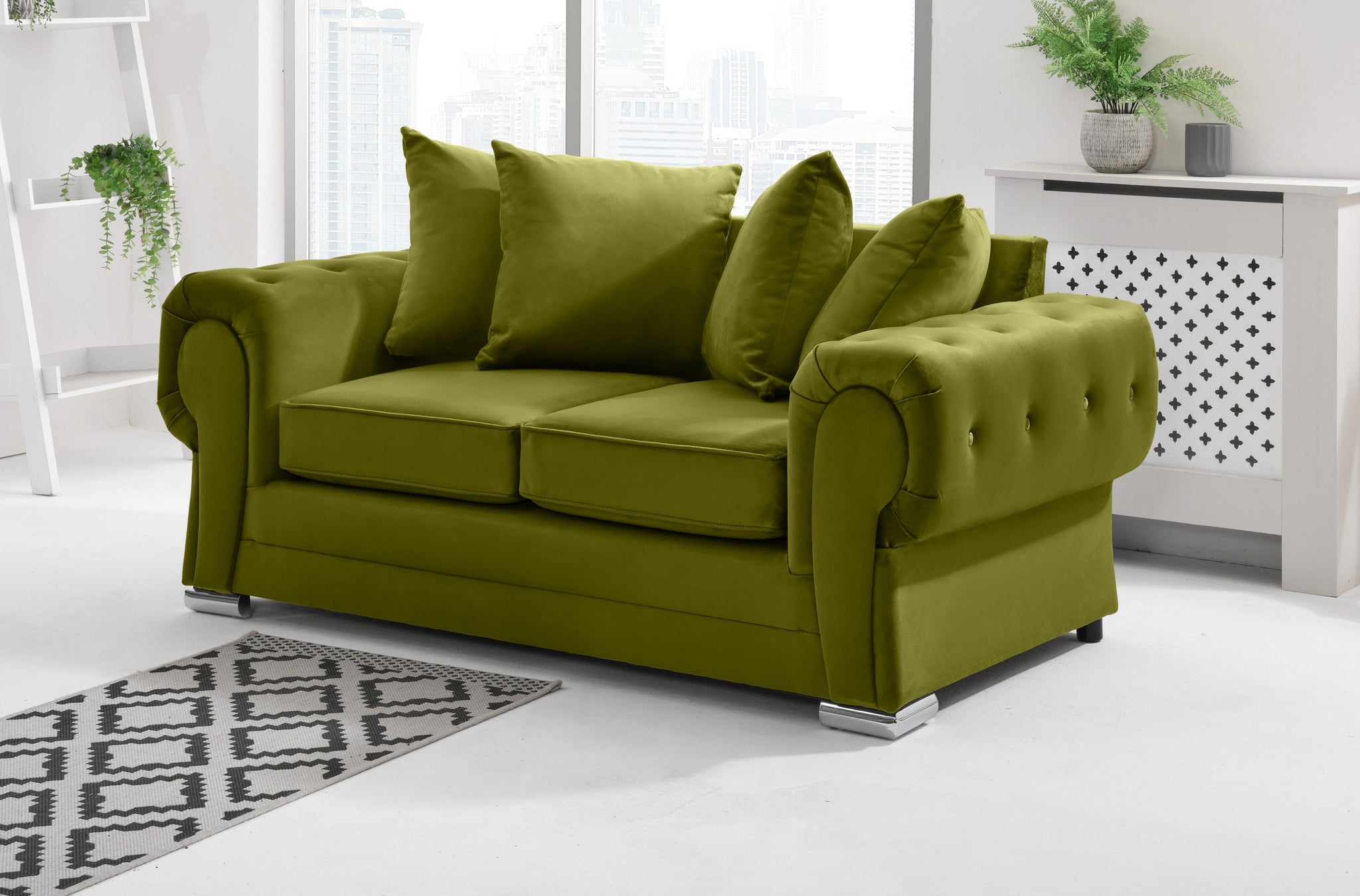 Victoria Plush 3+2 Scatterback + Diamonds