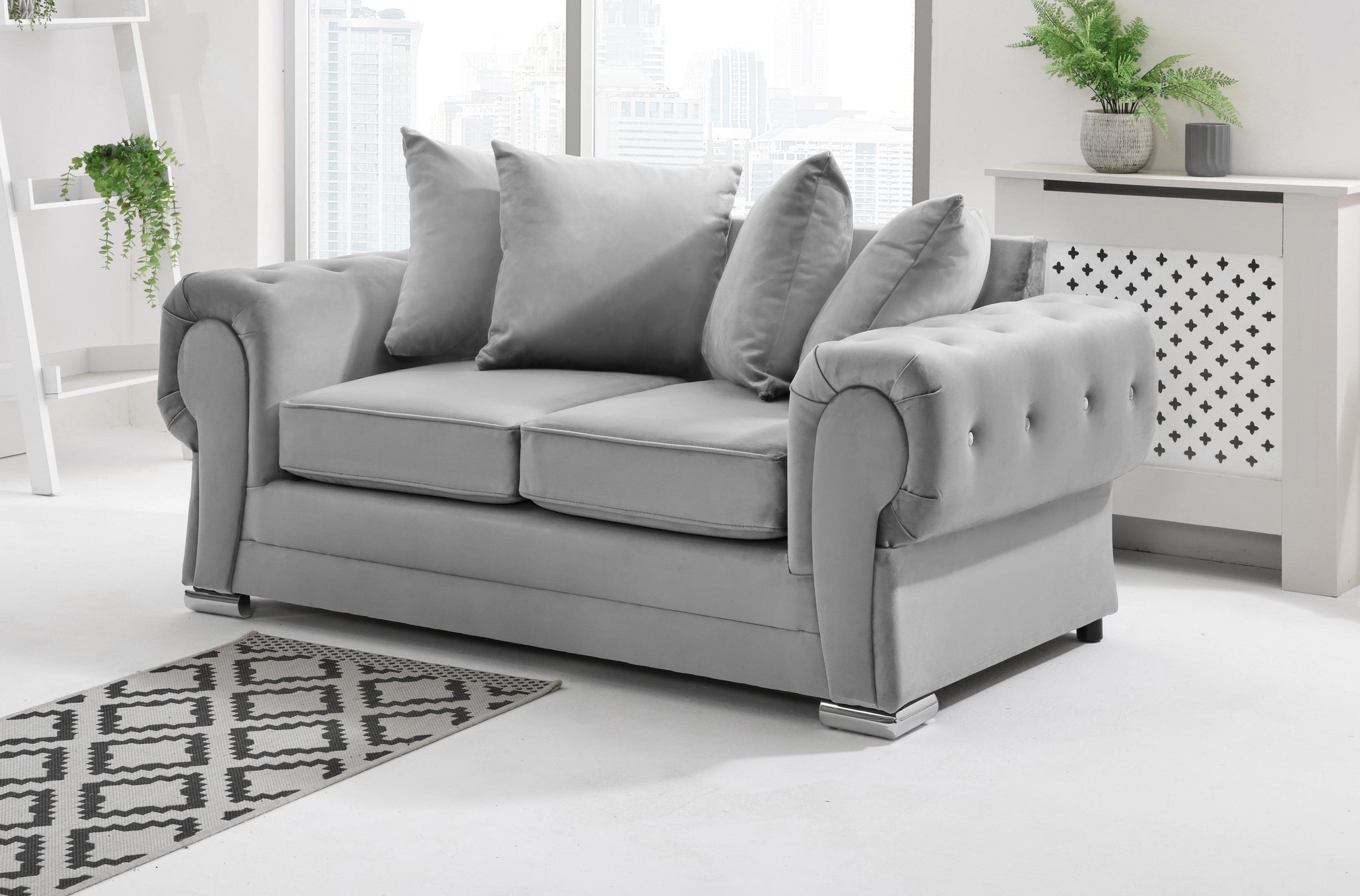 Victoria Plush 3+2 Scatterback + Diamonds