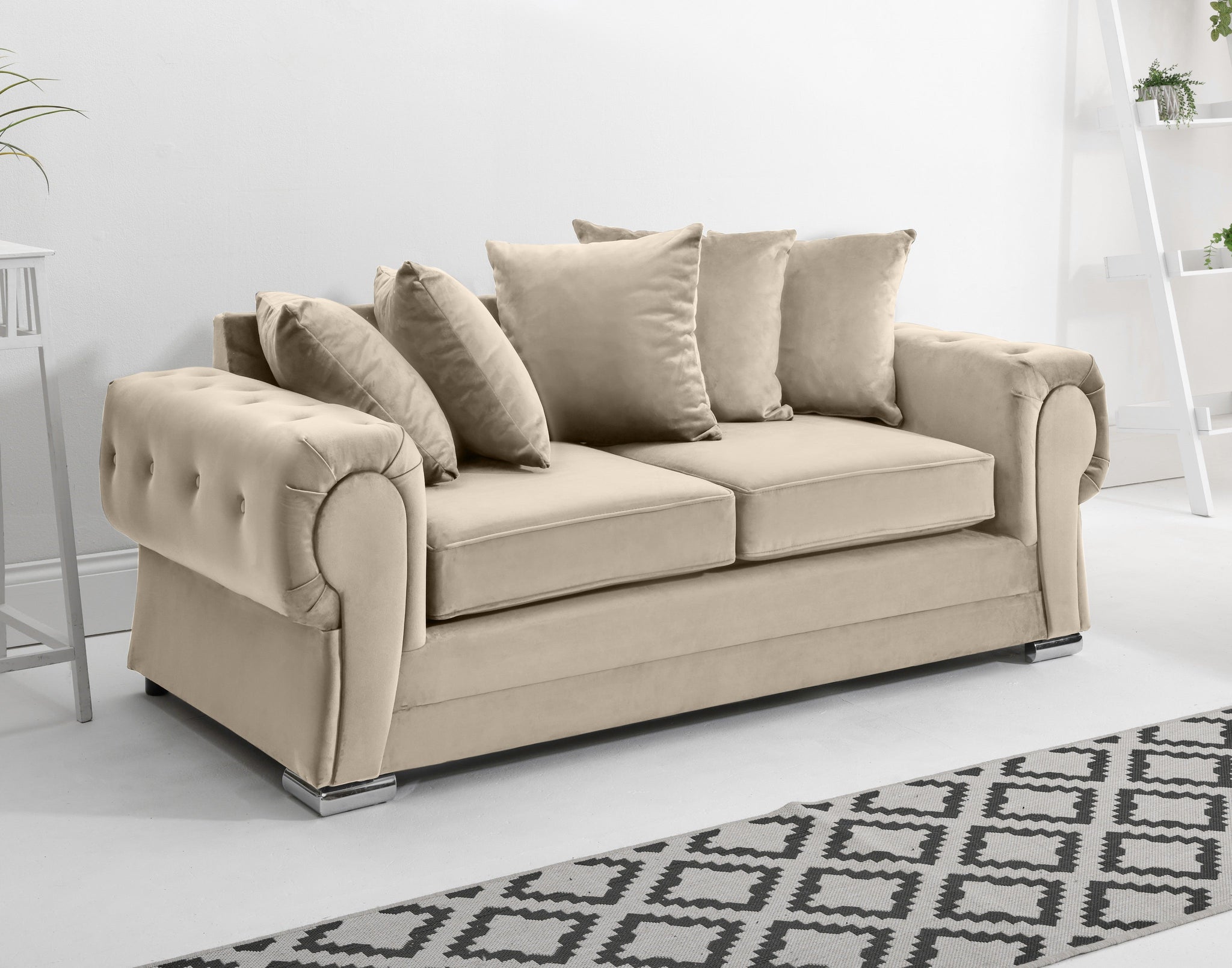Victoria Plush 3+2 Scatterback + Diamonds
