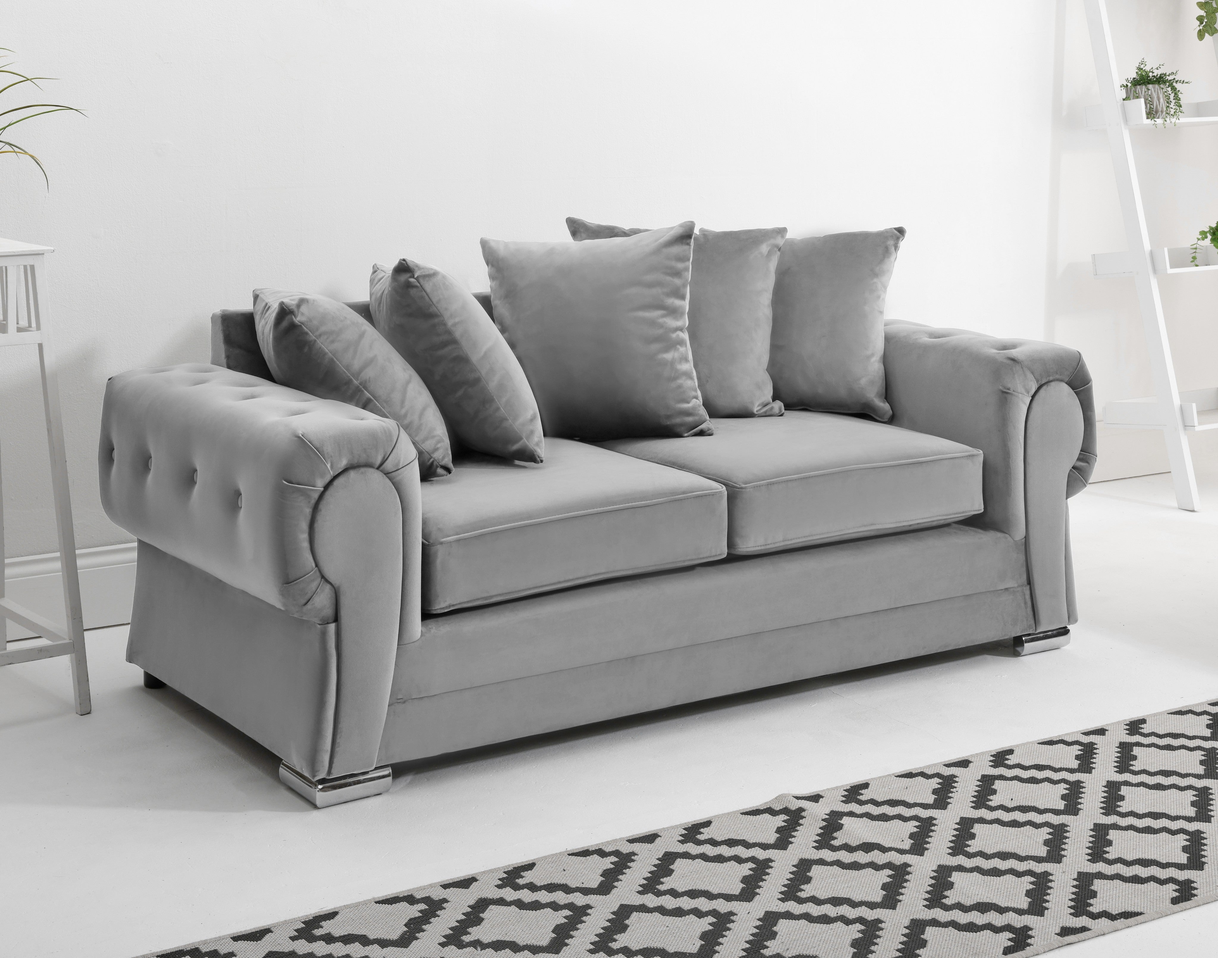 Victoria Plush 3+2 Scatterback + Diamonds
