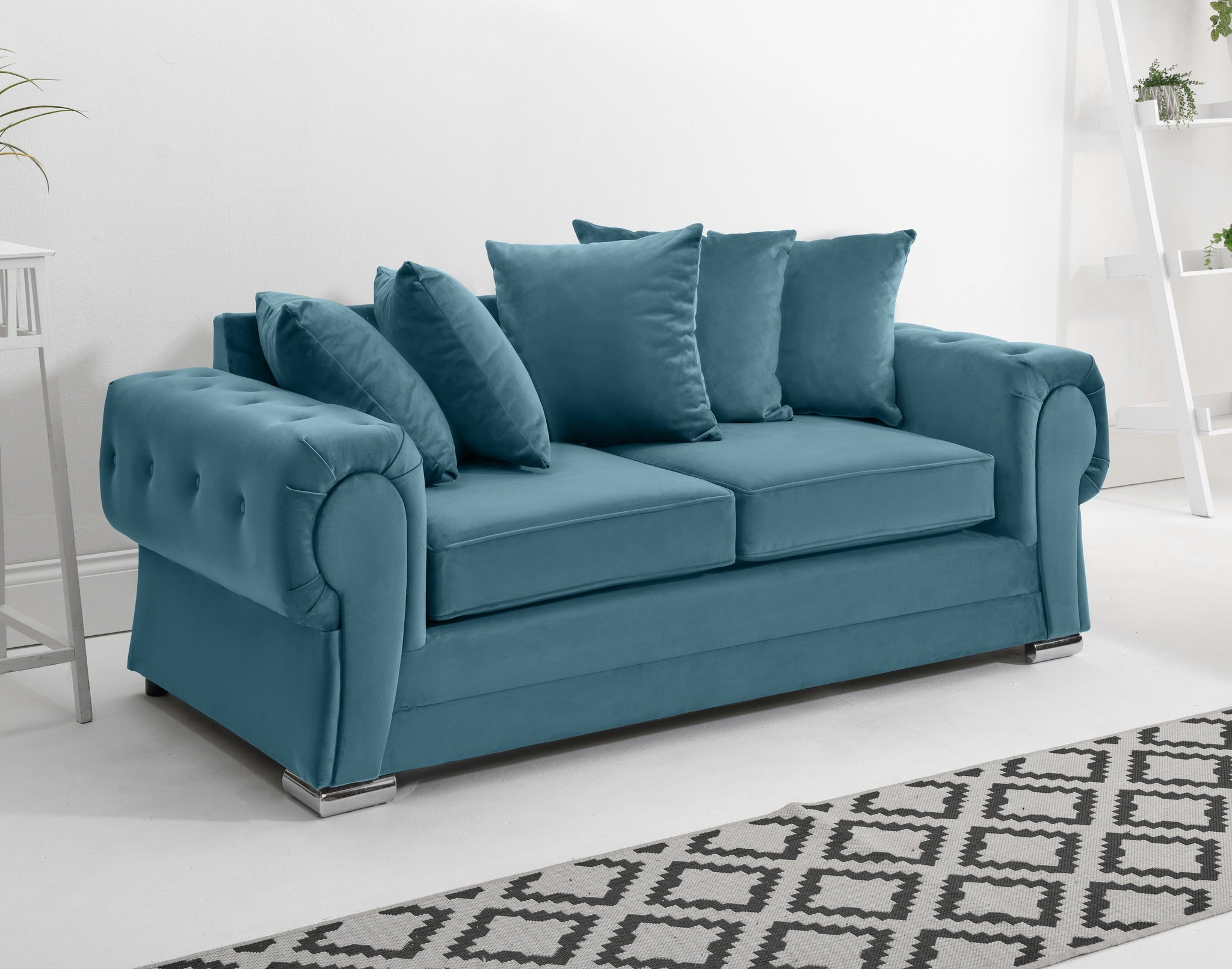 Victoria Plush 3+2 Scatterback + Diamonds
