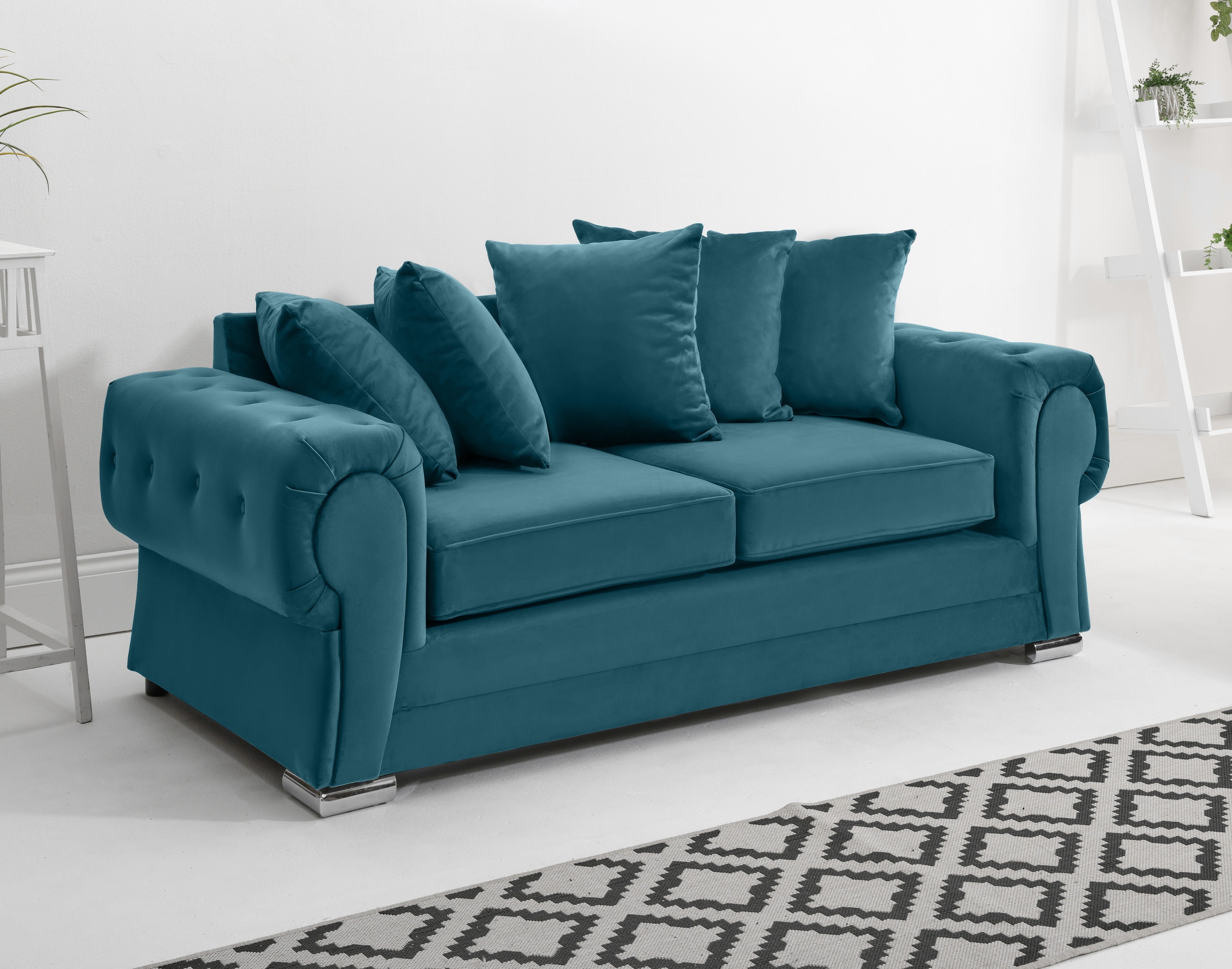 Victoria Plush 3+2 Scatterback + Diamonds