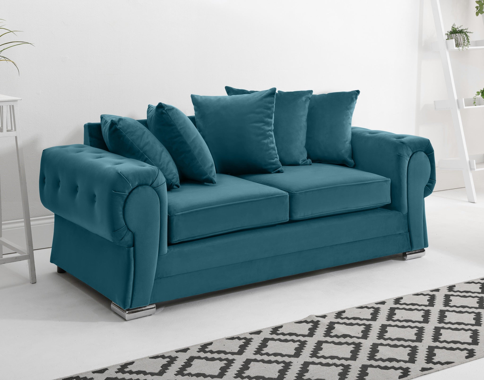 Victoria Plush 3+2 Scatterback + Diamonds