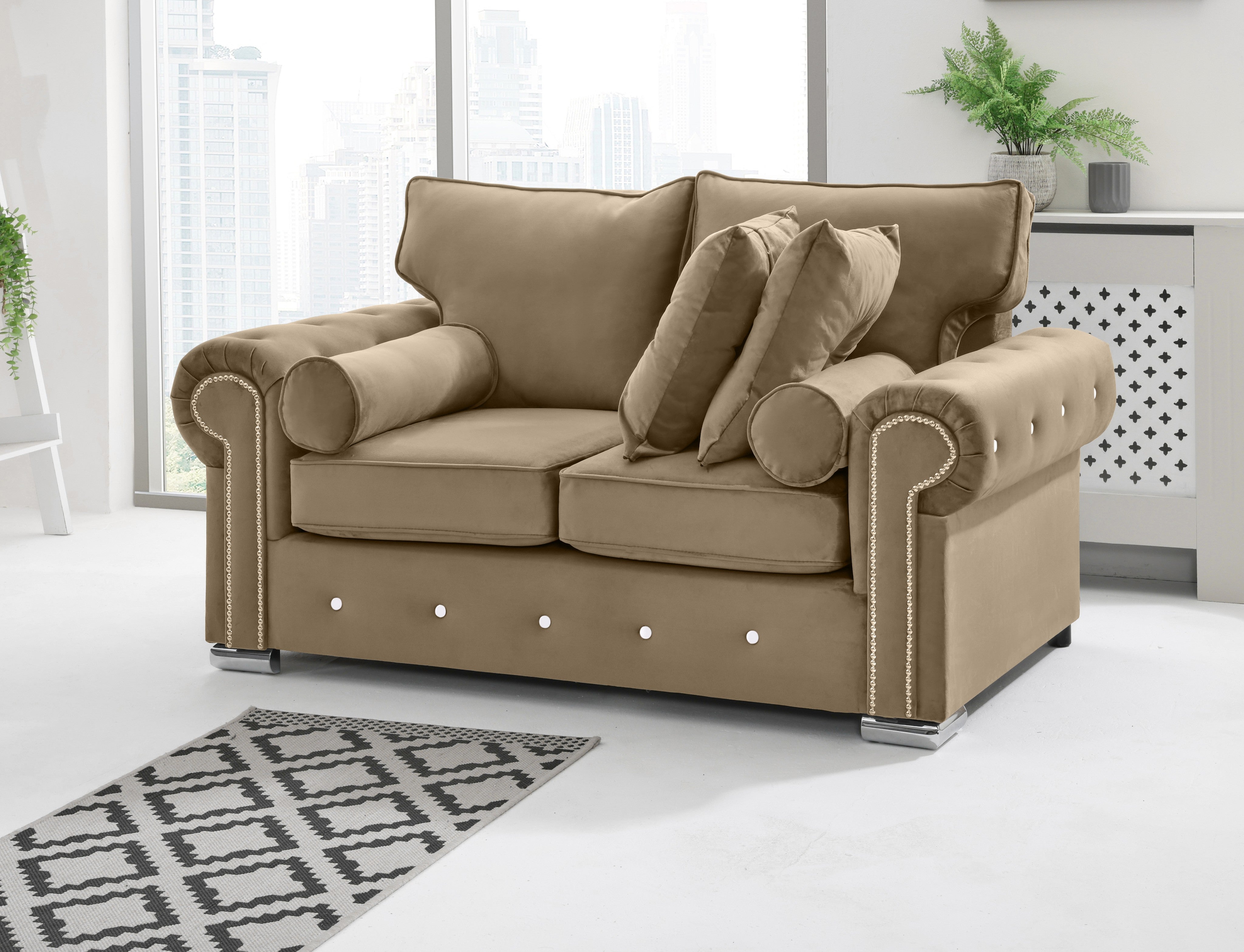 Vienna 3+2 Fullback + Extra Cushions + Diamonds