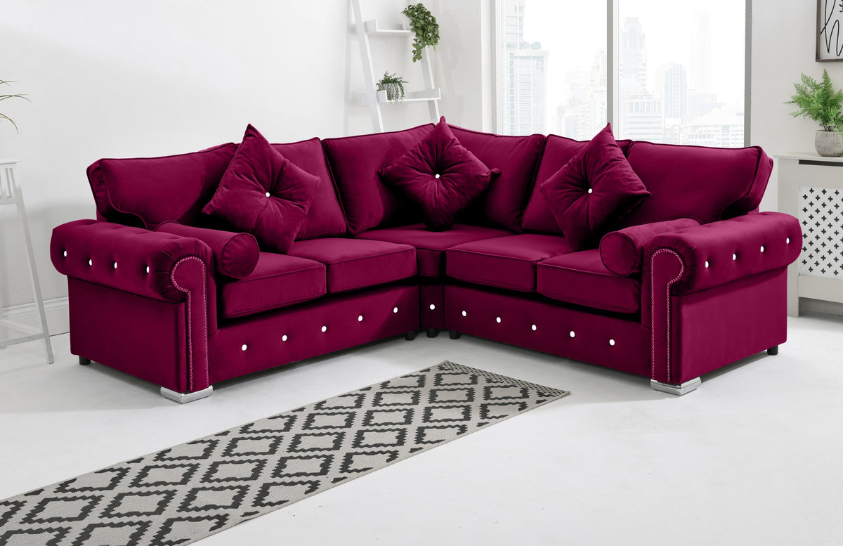 Vienna Corner Fullback + Extra Cushions + Diamonds