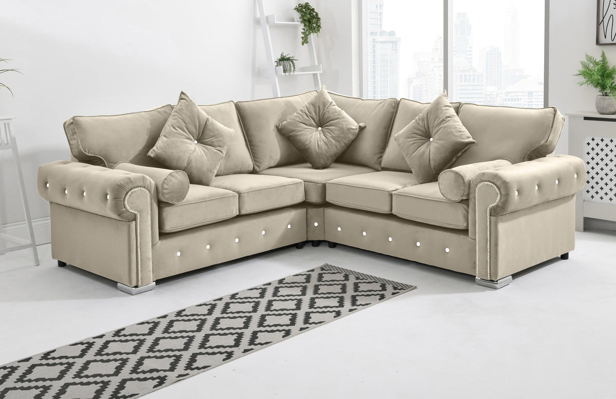 Vienna Corner Fullback + Extra Cushions + Diamonds