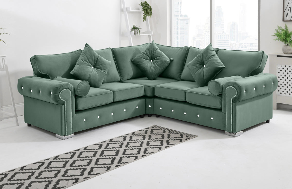 Vienna Corner Fullback + Extra Cushions + Diamonds