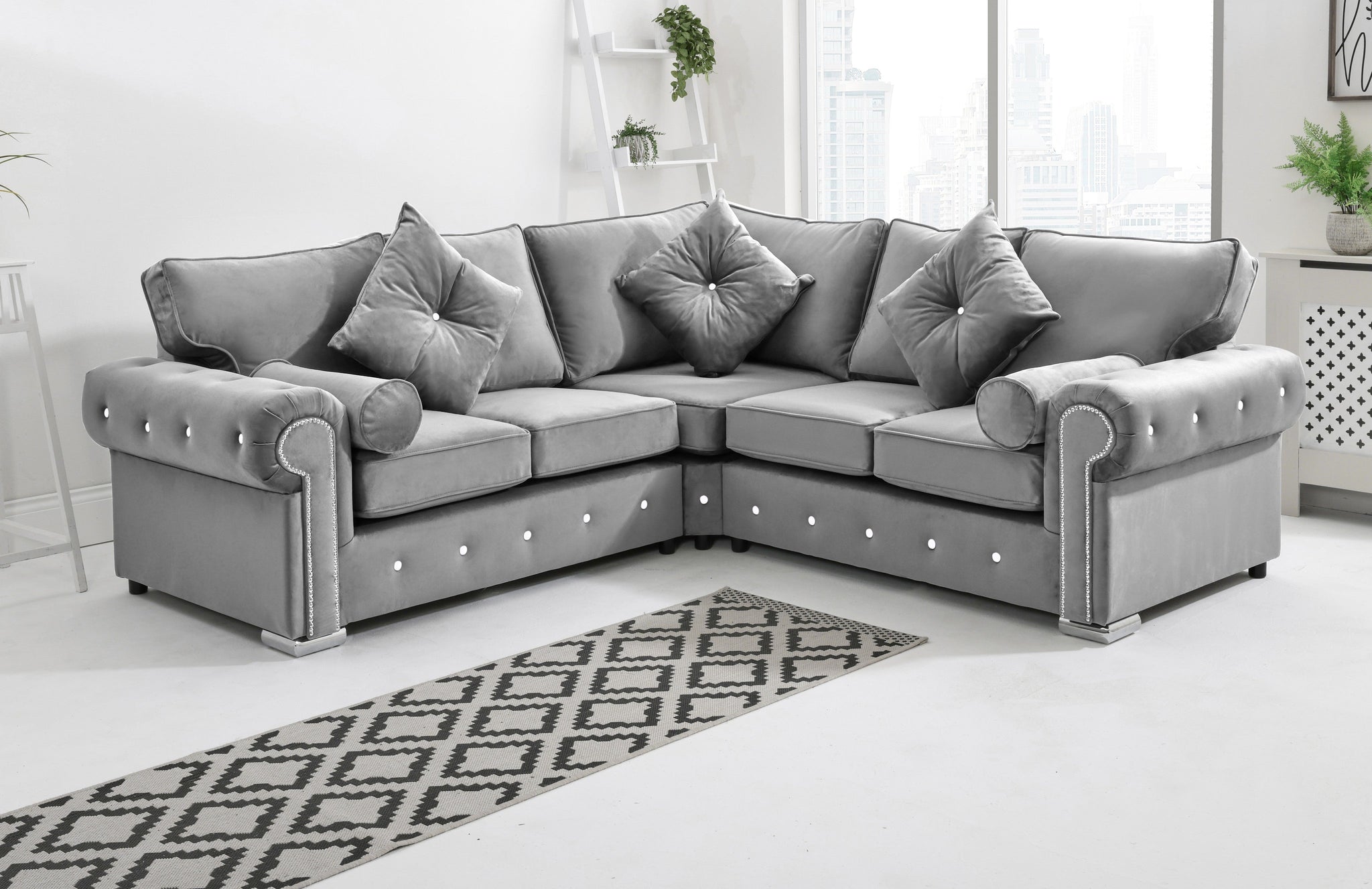 Vienna Corner Fullback + Extra Cushions + Diamonds