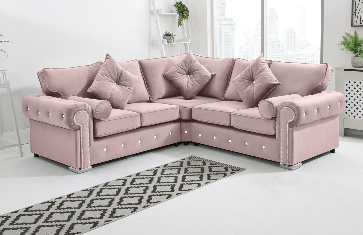 Vienna Corner Fullback + Extra Cushions + Diamonds