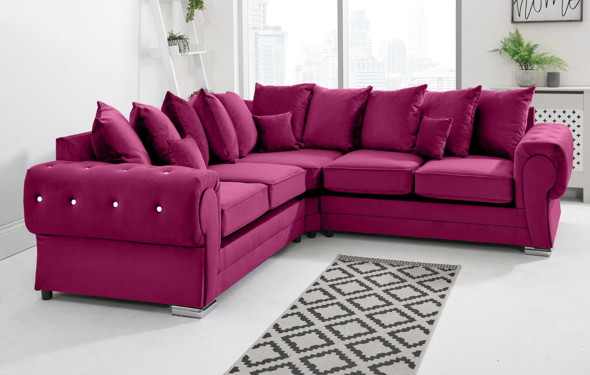 Victoria Plush Corner Scatterback + Diamonds