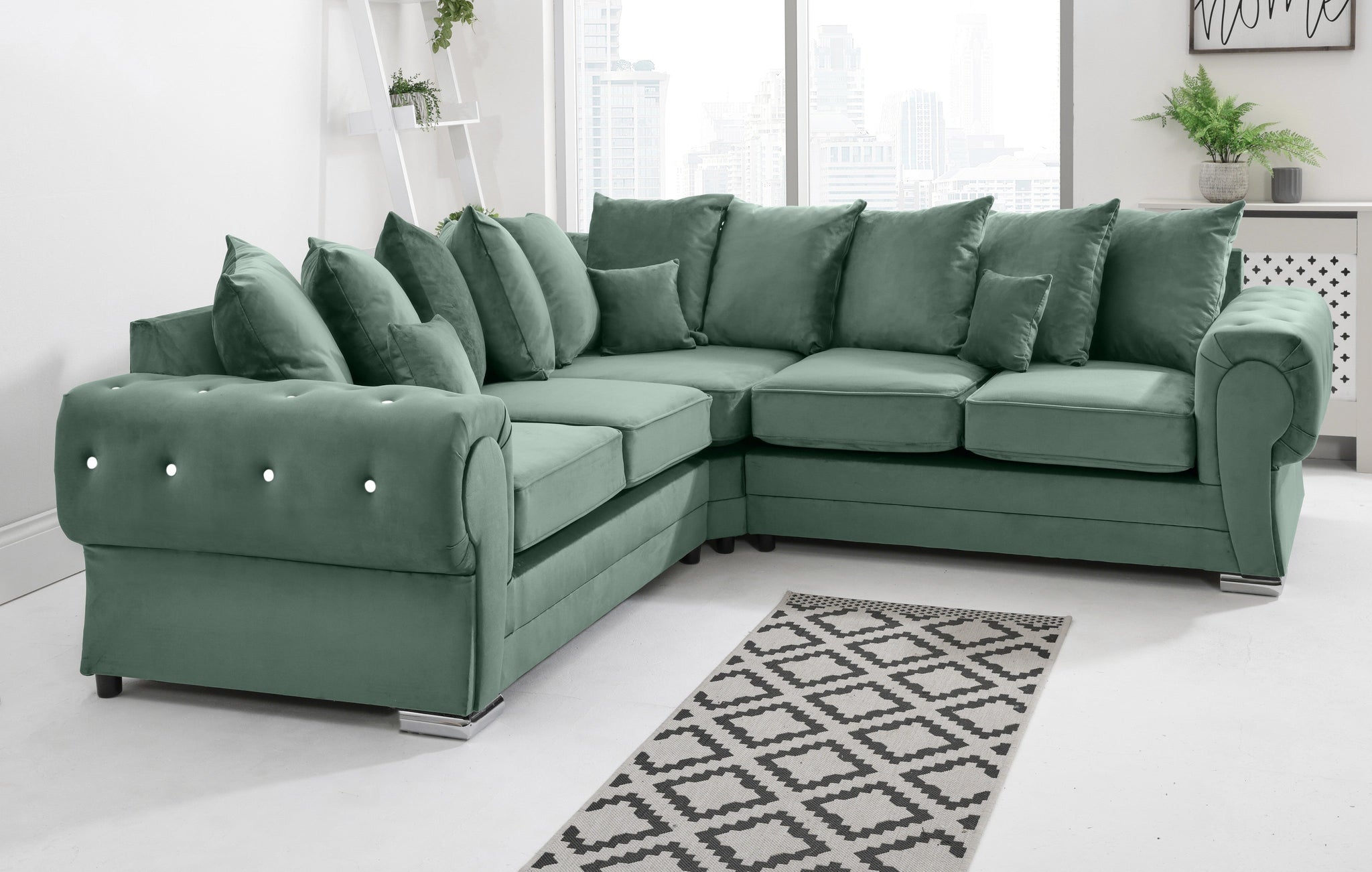 Victoria Plush Corner Scatterback + Diamonds