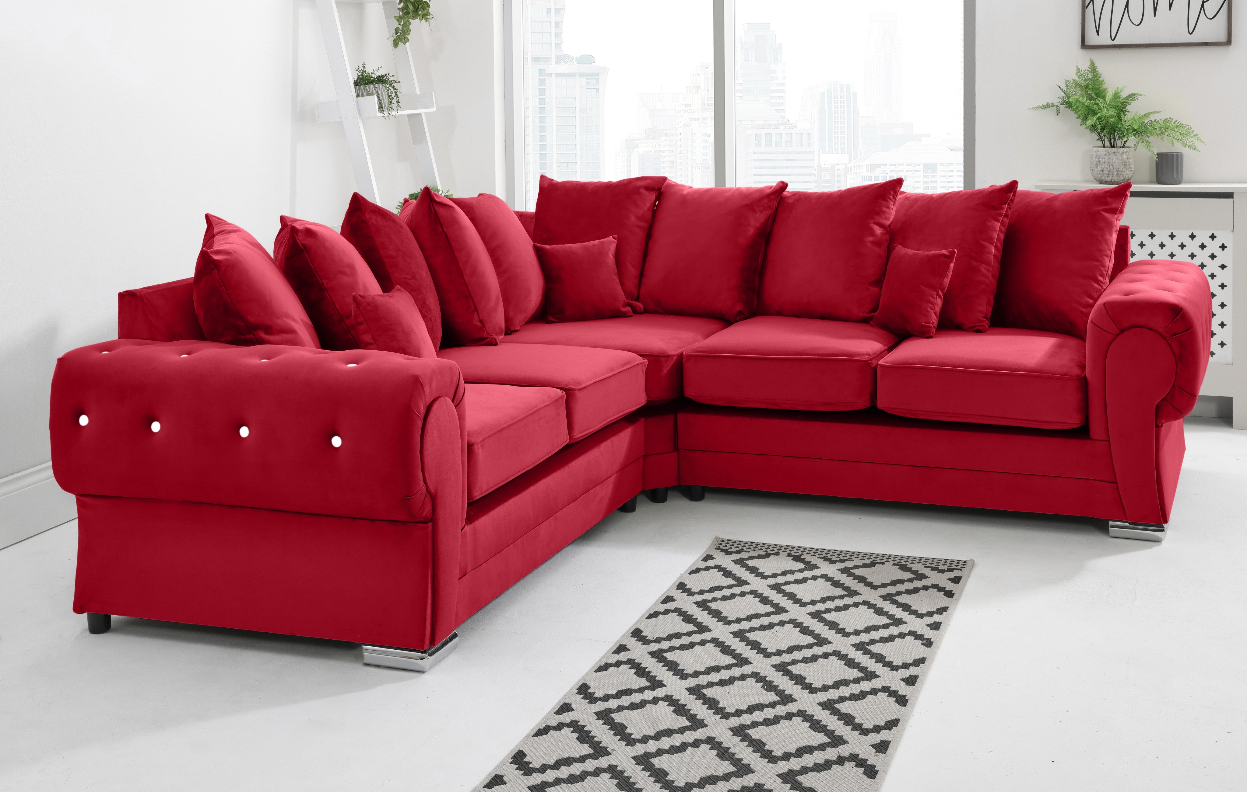 Victoria Plush Corner Scatterback + Diamonds