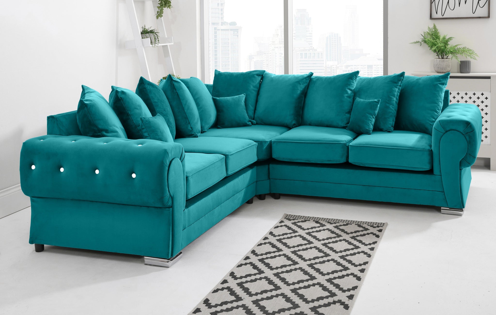 Victoria Plush Corner Scatterback + Diamonds