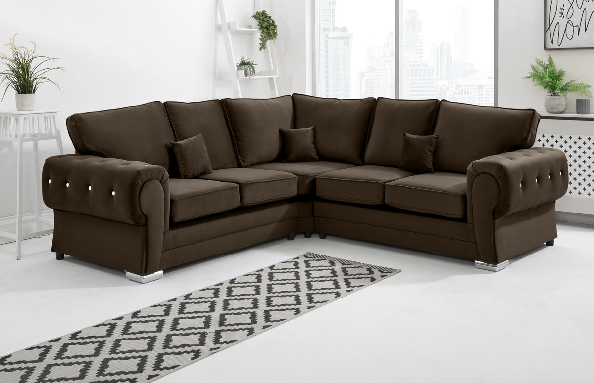 Victoria Plush Corner Fullback + Diamonds