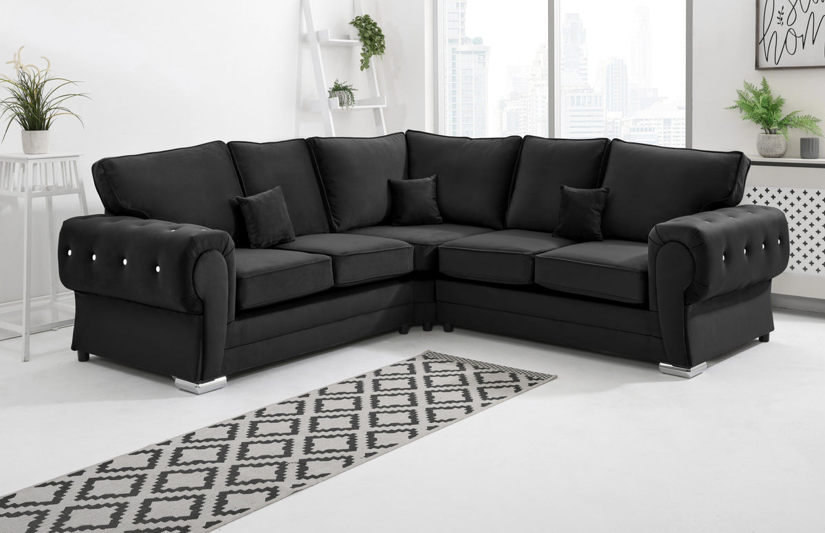 Victoria Plush Corner Fullback + Diamonds
