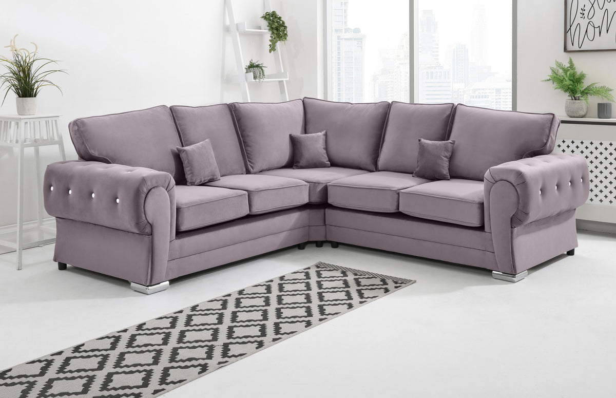 Victoria Plush Corner Fullback + Diamonds