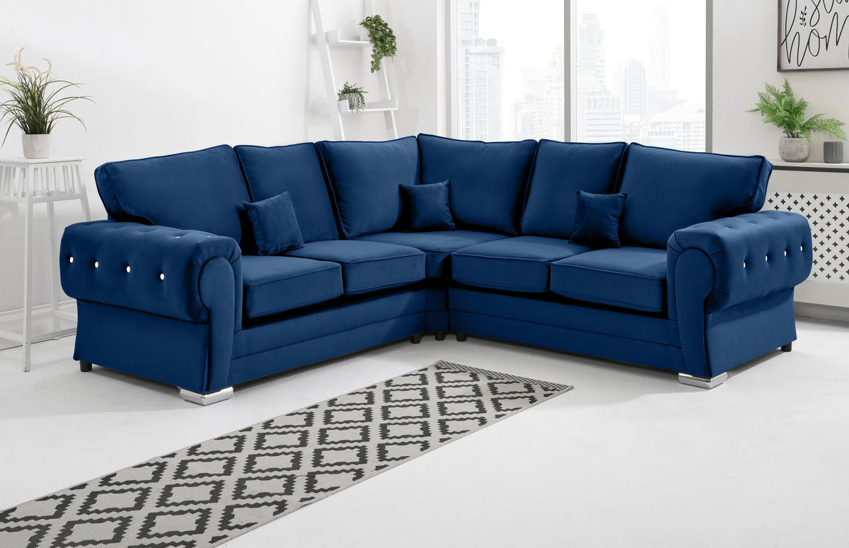Victoria Plush Corner Fullback + Diamonds