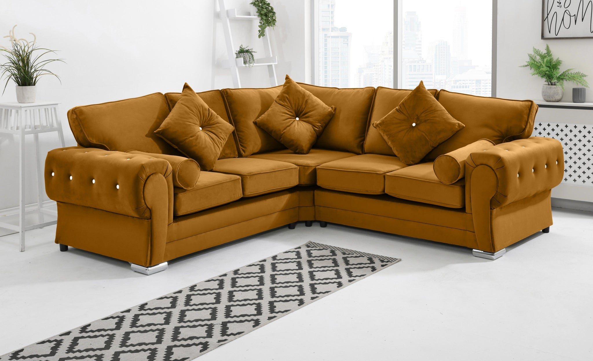 Victoria Plush Corner Fullback + Extra Cushions + Diamonds