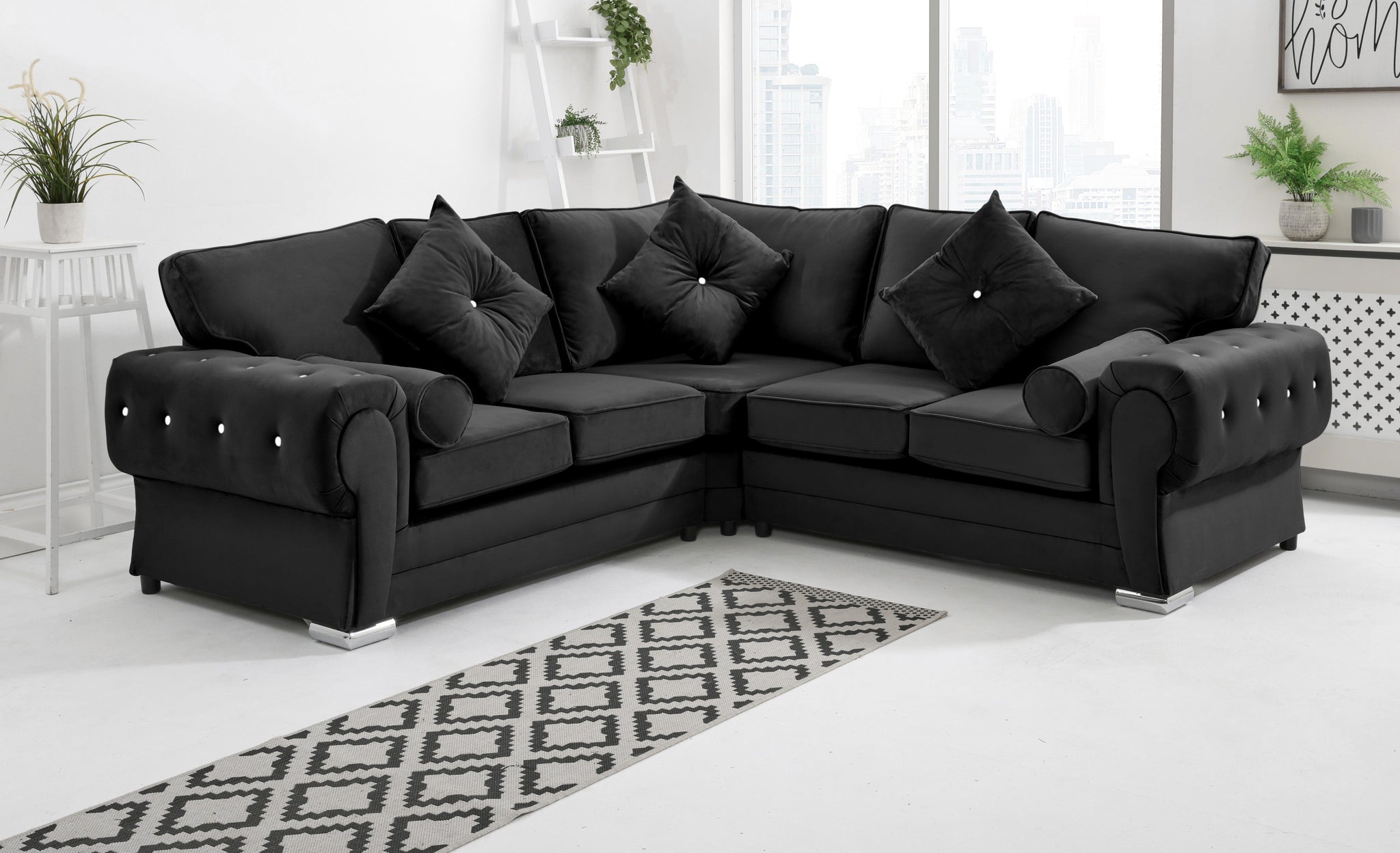 Victoria Plush Corner Fullback + Extra Cushions + Diamonds