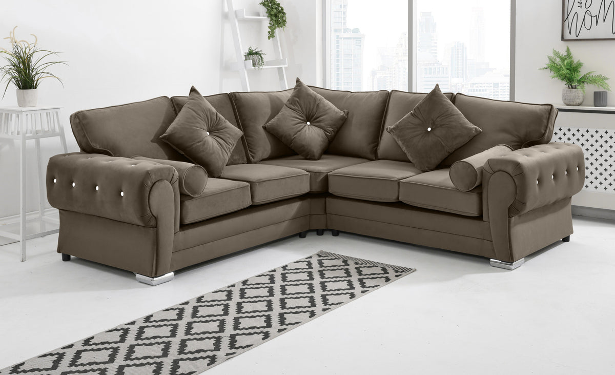 Victoria Plush Corner Fullback + Extra Cushions + Diamonds