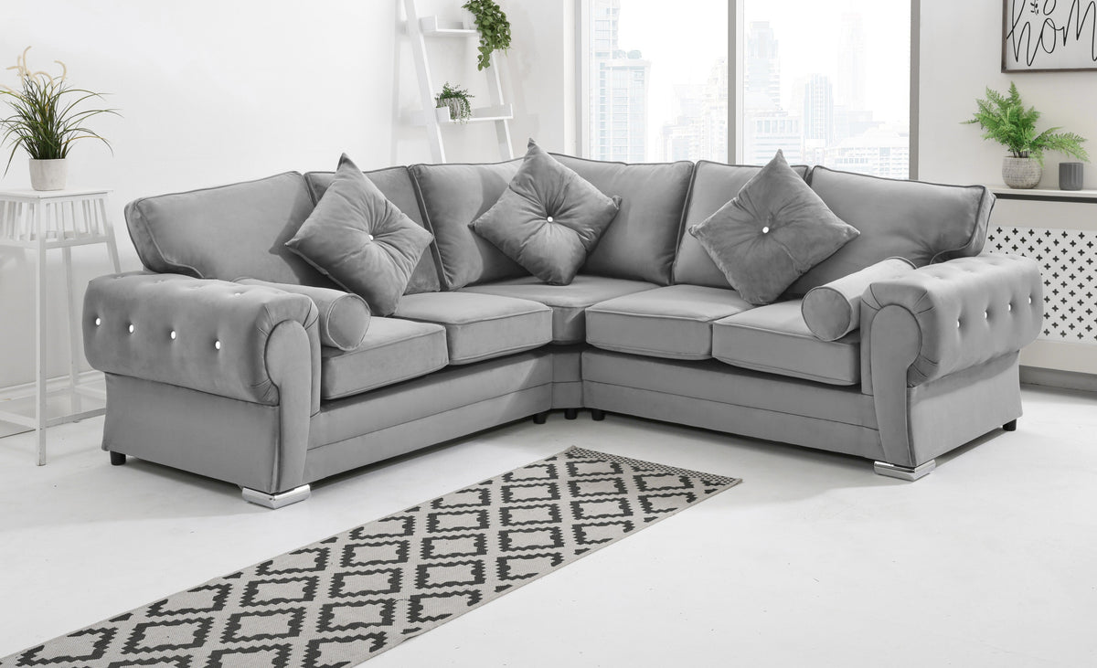 Victoria Plush Corner Fullback + Extra Cushions + Diamonds